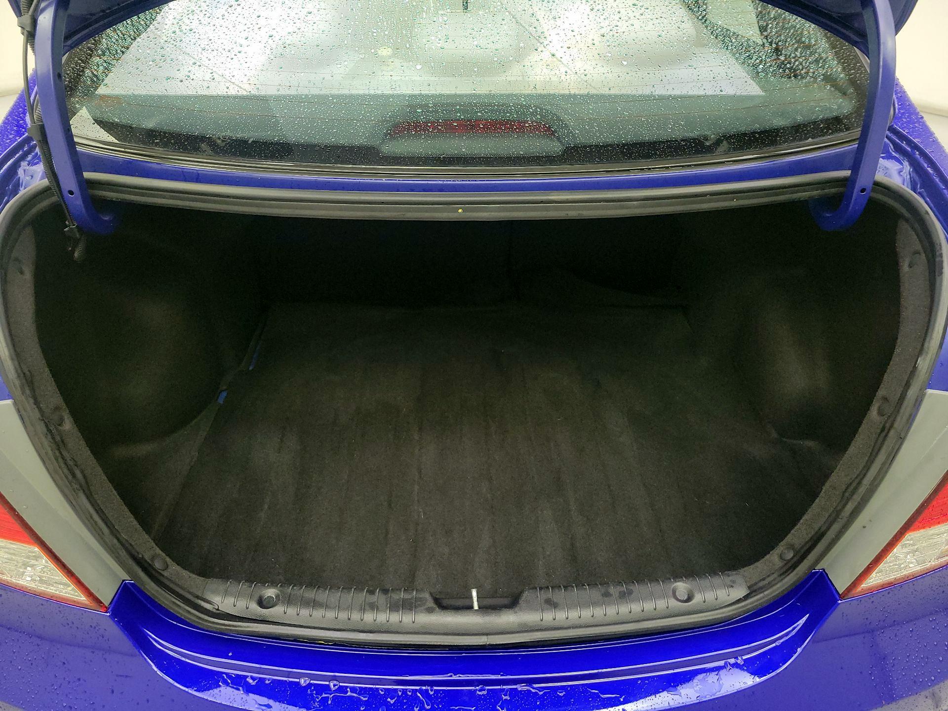 Thumbnail: 2013 Hyundai Accent - 19