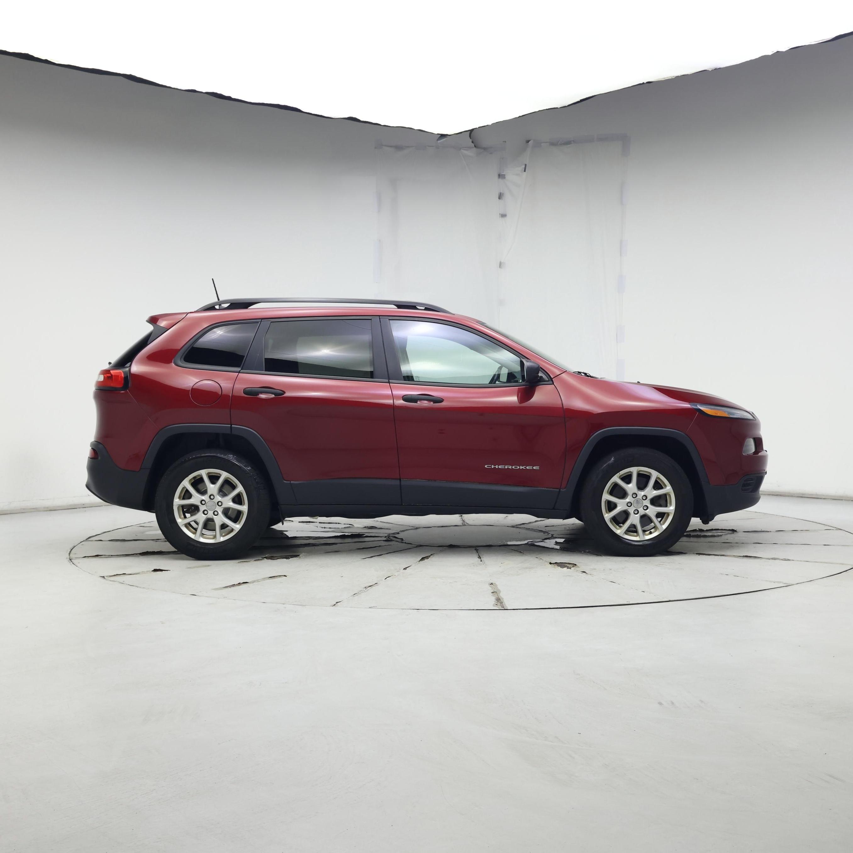 Thumbnail: 2016 Jeep Cherokee - 7