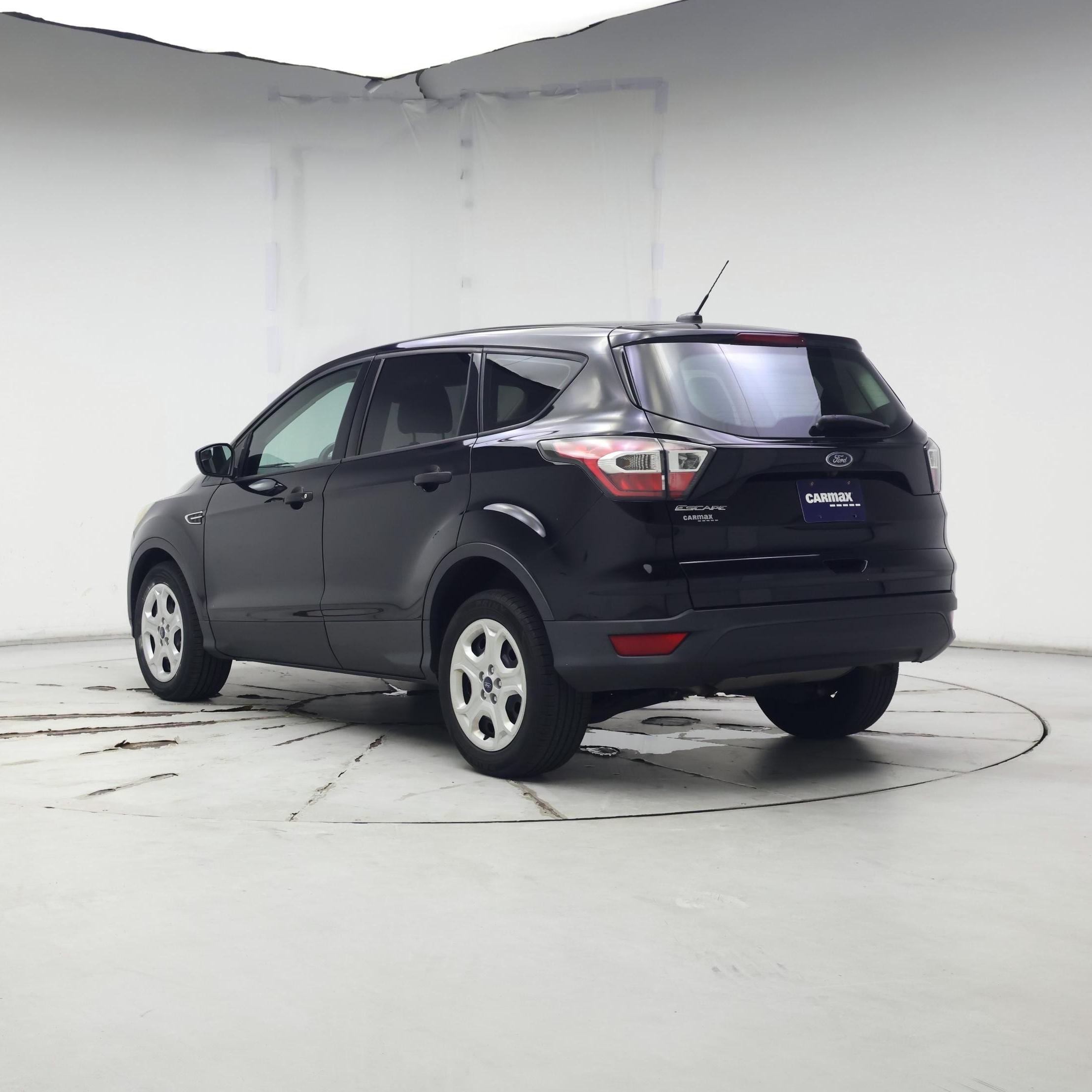 Thumbnail: 2017 Ford Escape - 2