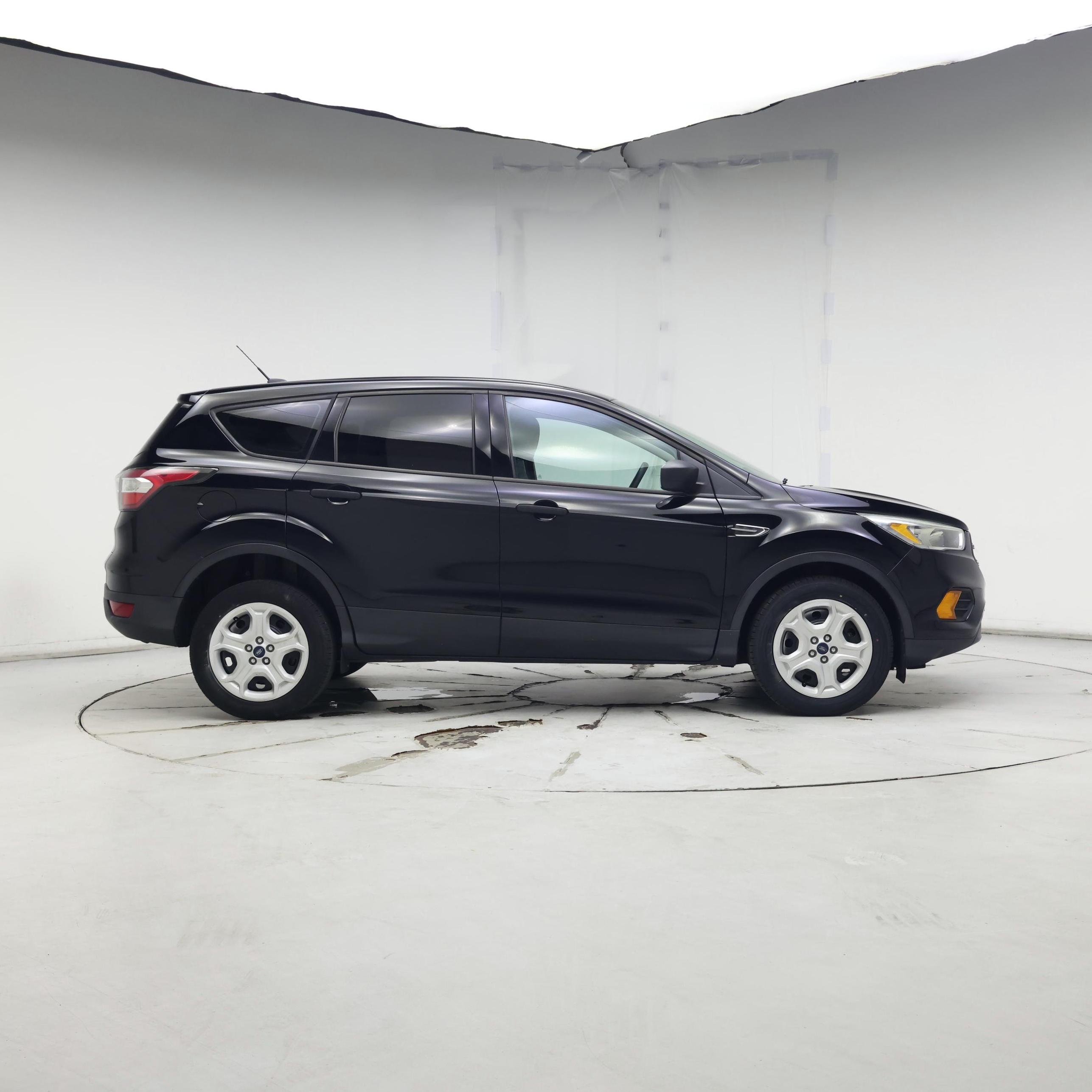 Thumbnail: 2017 Ford Escape - 7