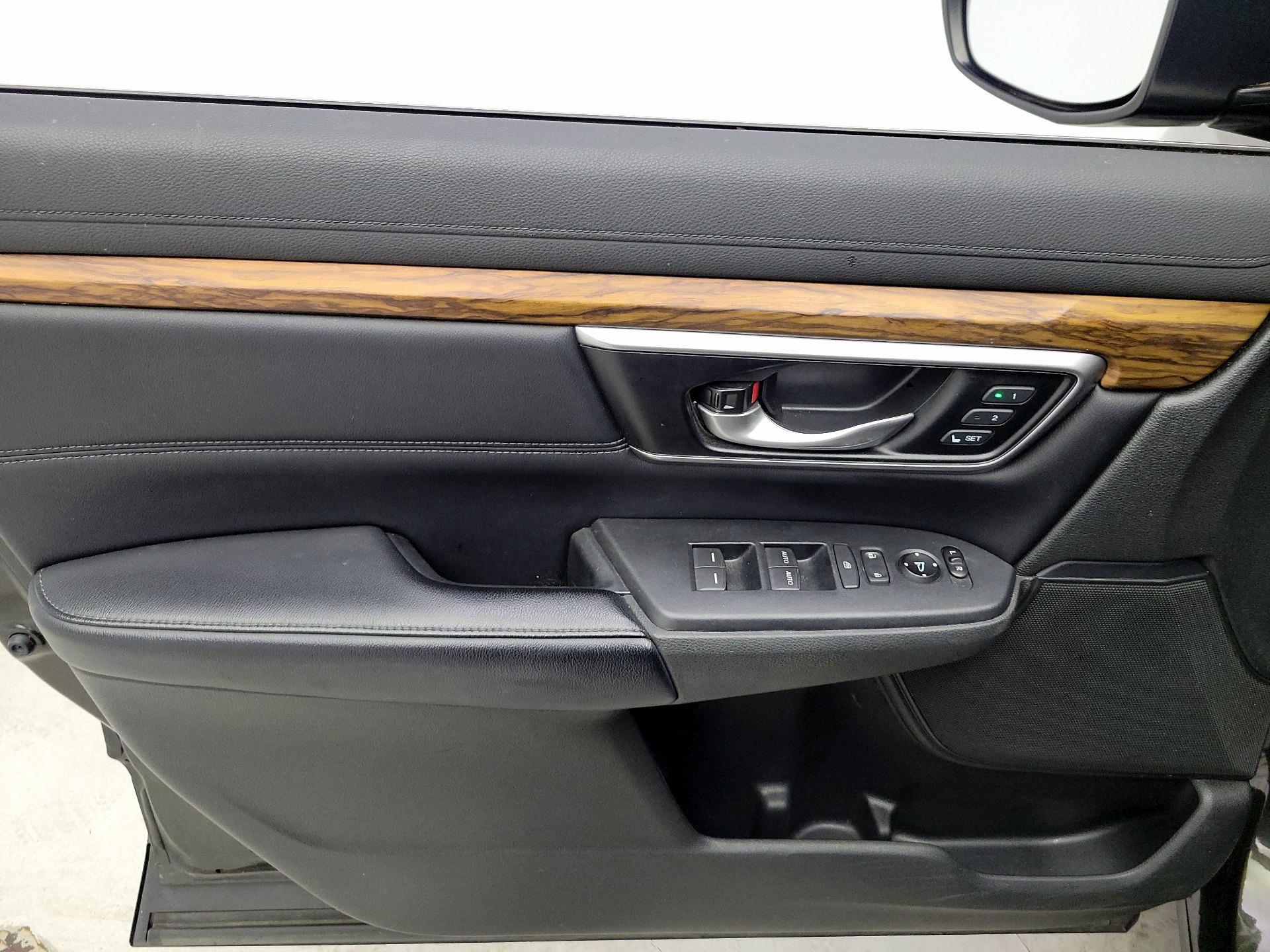 Thumbnail: 2018 Honda CR-V - 12
