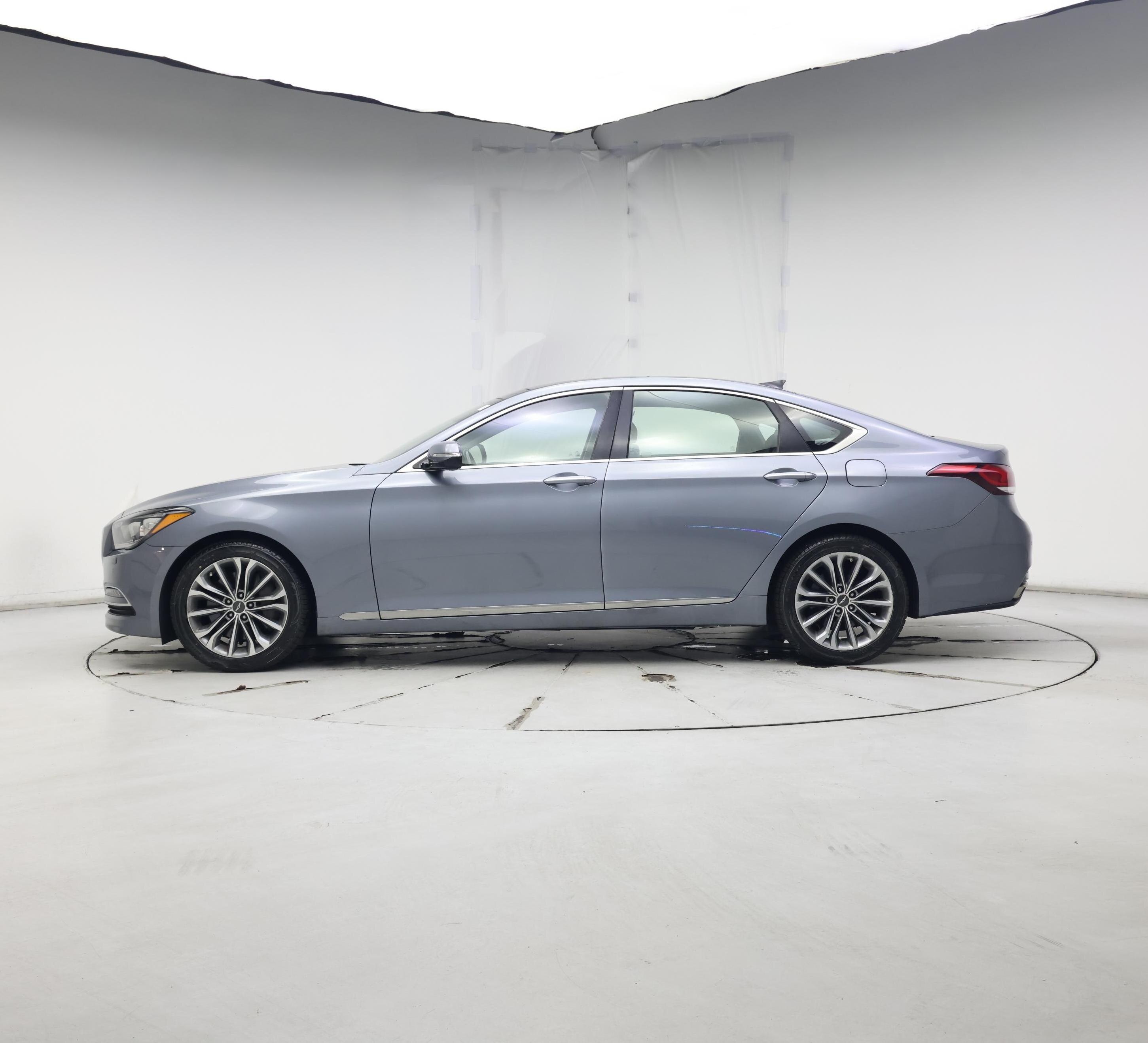 Thumbnail: 2017 Genesis G80 - 3