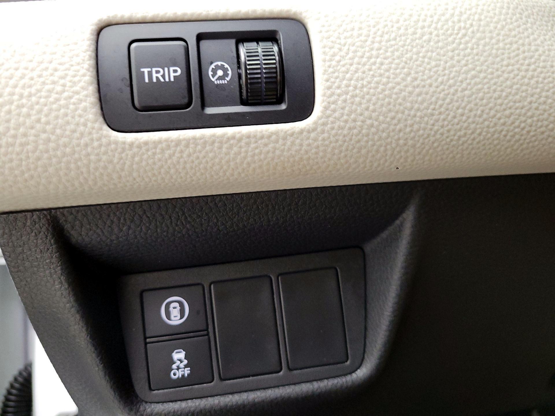 Thumbnail: 2018 Honda Accord - 13