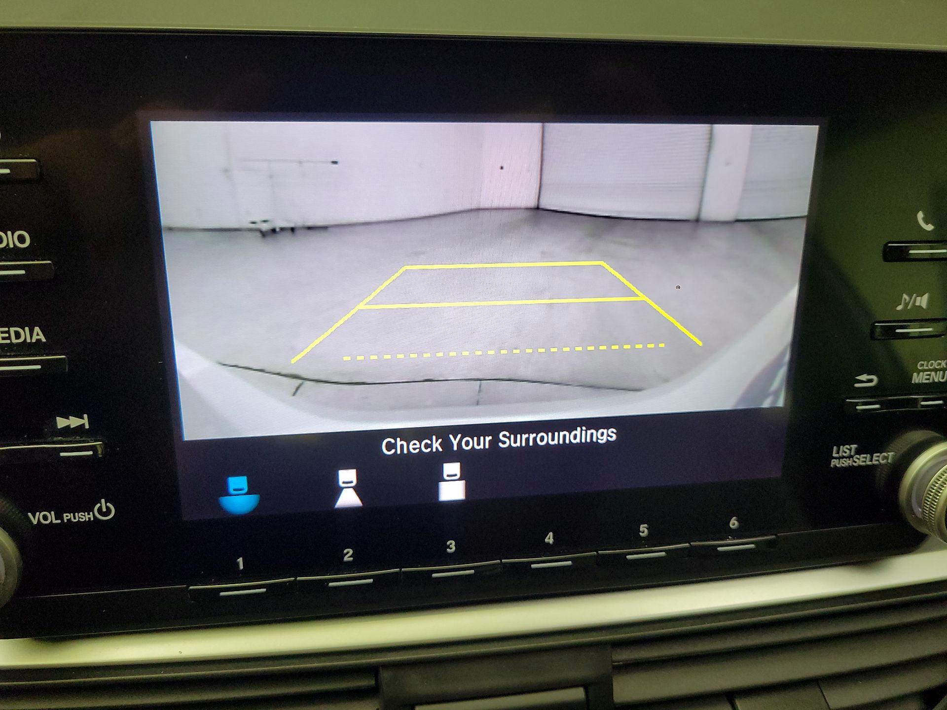 Thumbnail: 2018 Honda Accord - 14