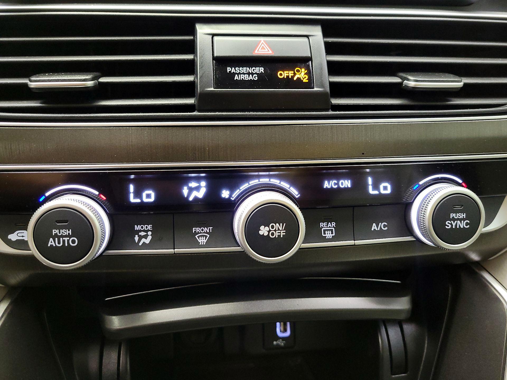 Thumbnail: 2018 Honda Accord - 16