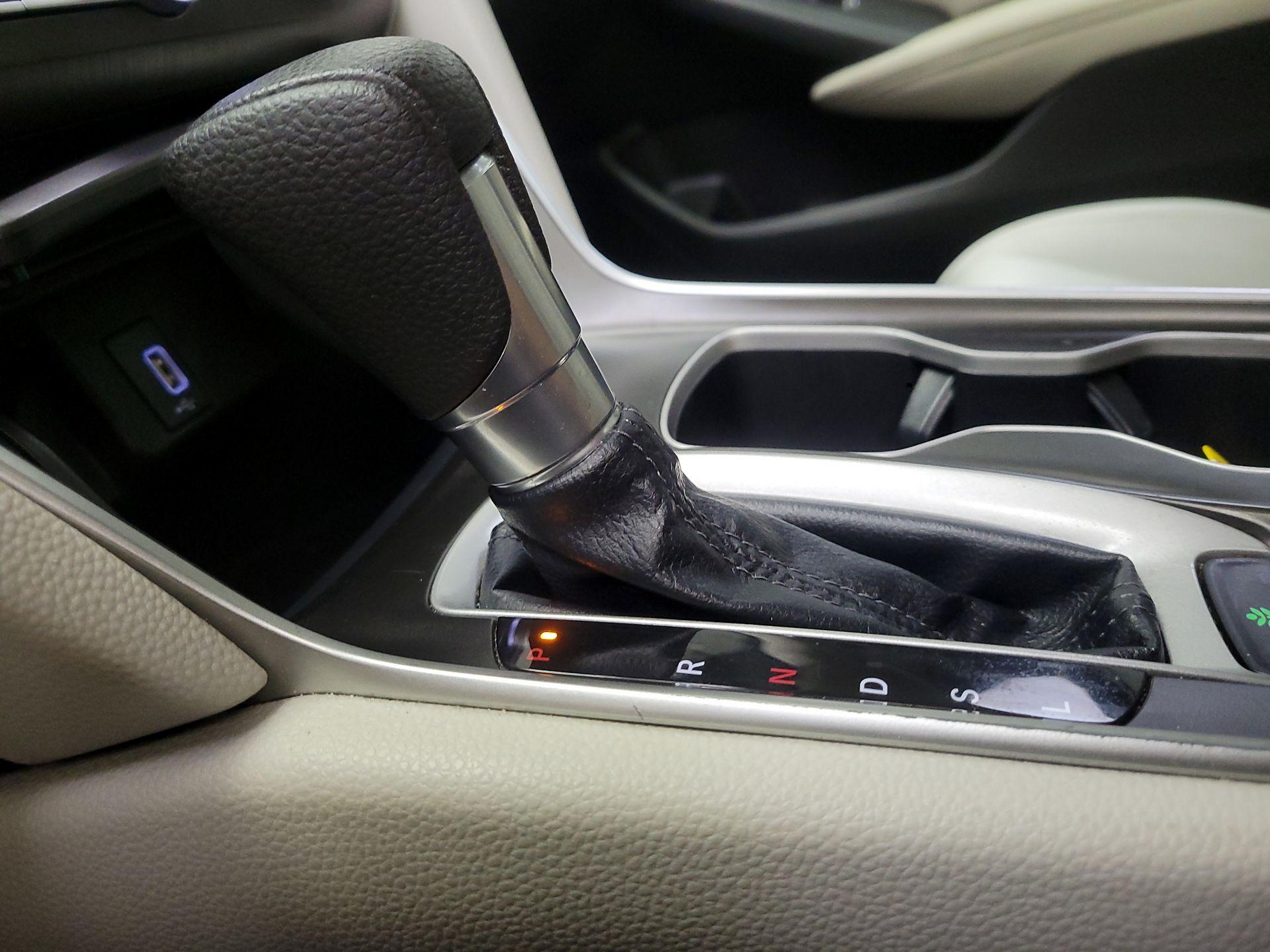 Thumbnail: 2018 Honda Accord - 17