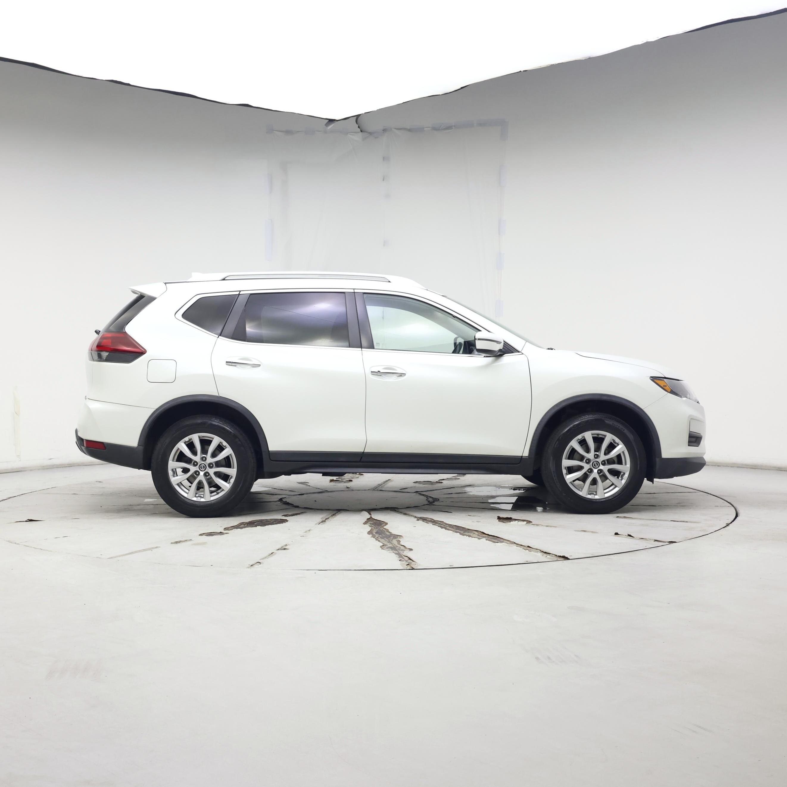 Thumbnail: 2019 Nissan Rogue - 7