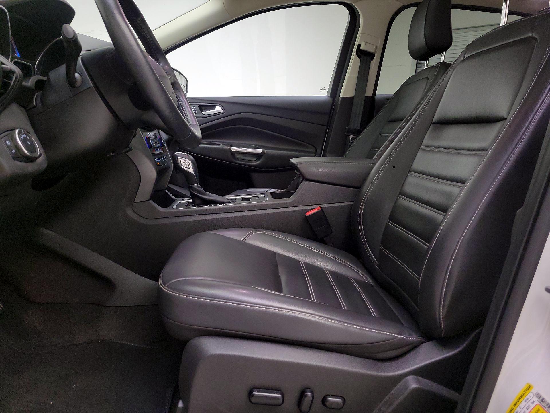 Thumbnail: 2019 Ford Escape - 11