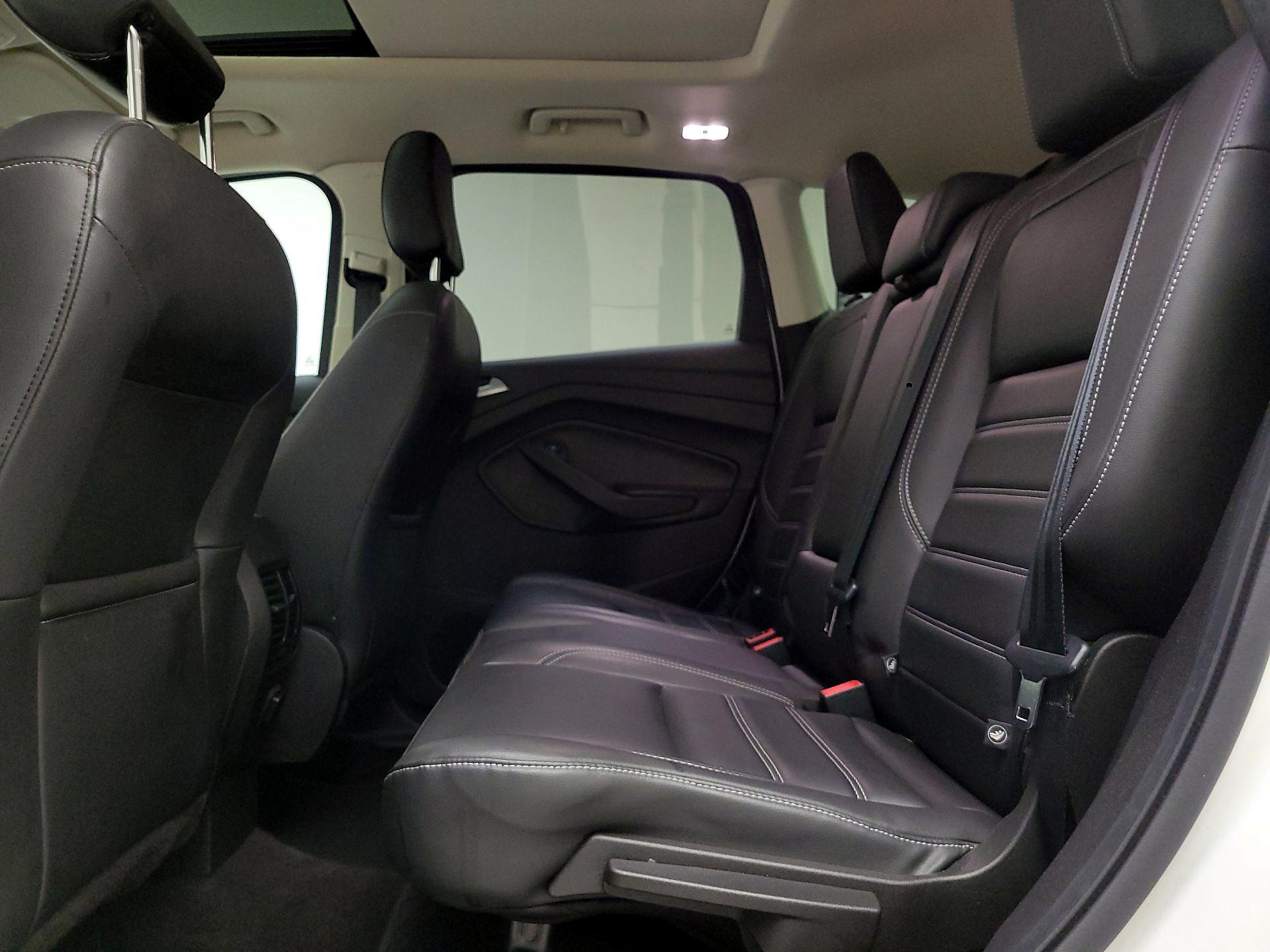 Thumbnail: 2019 Ford Escape - 20