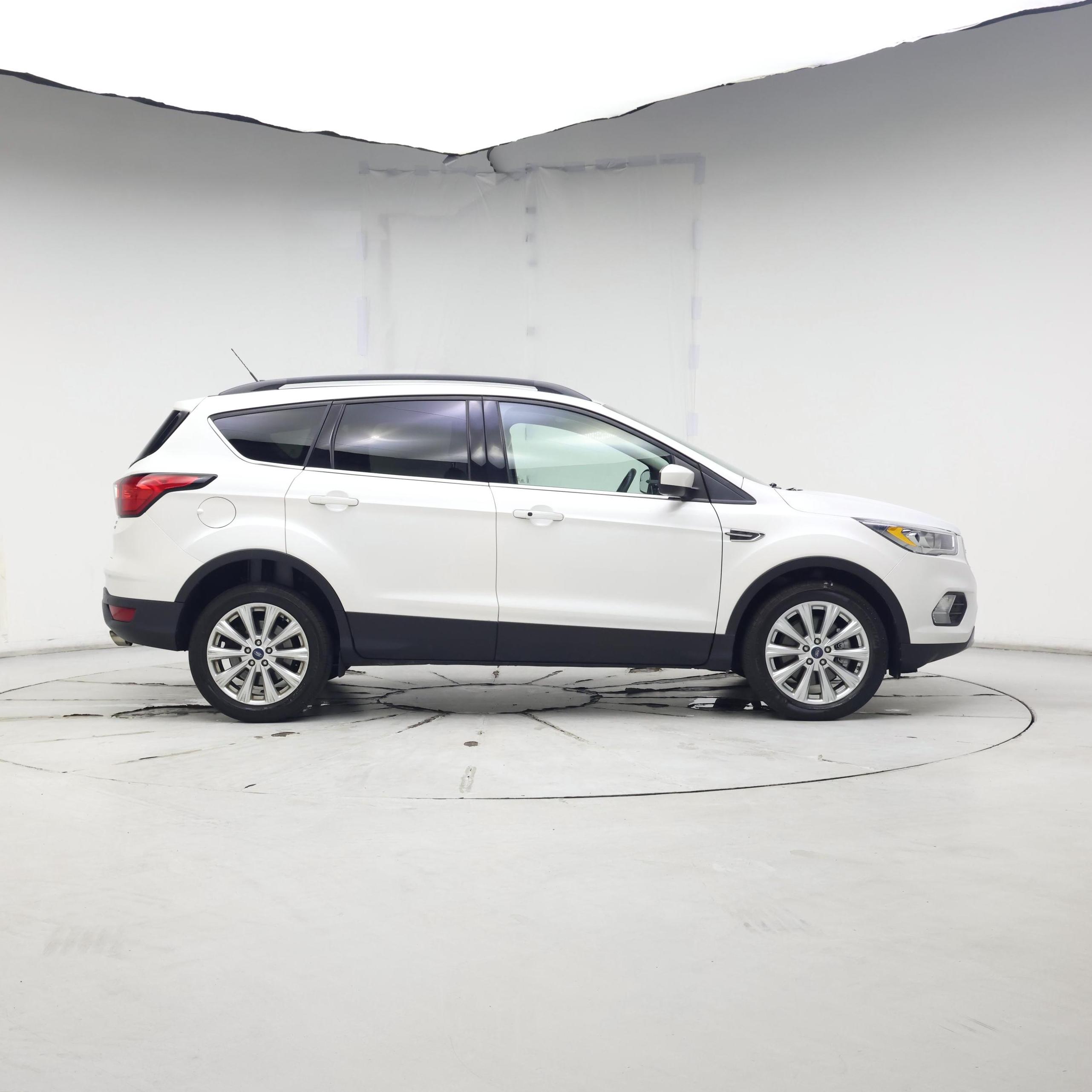 Thumbnail: 2019 Ford Escape - 7