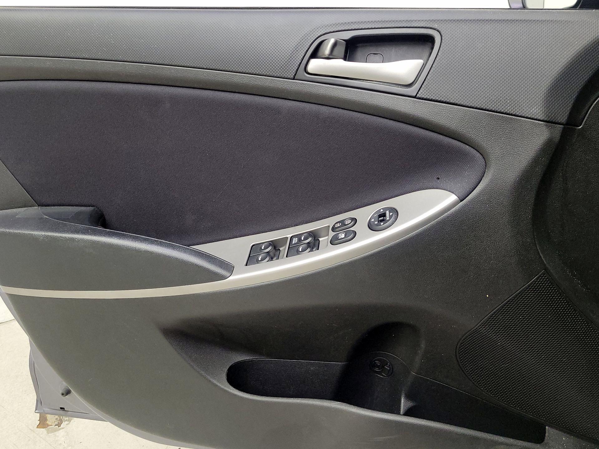 Thumbnail: 2017 Hyundai Accent - 12