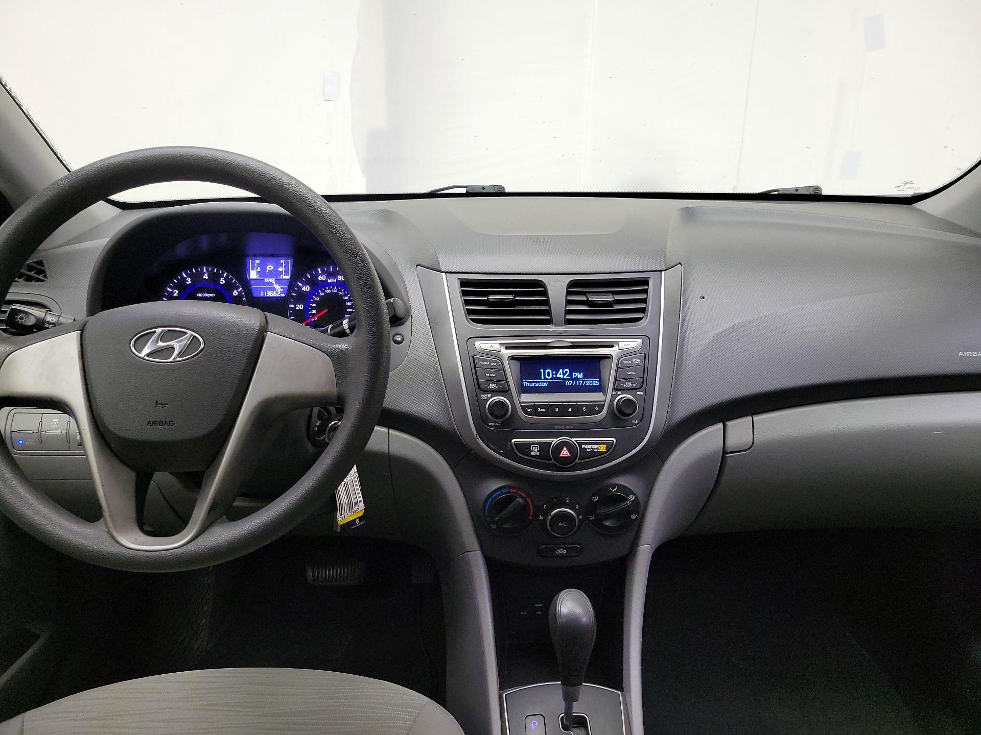 Thumbnail: 2015 Hyundai Accent - 9