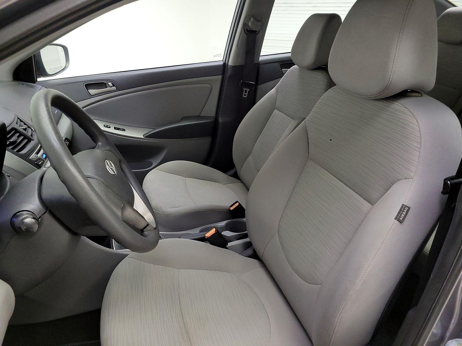 Thumbnail: 2015 Hyundai Accent - 11