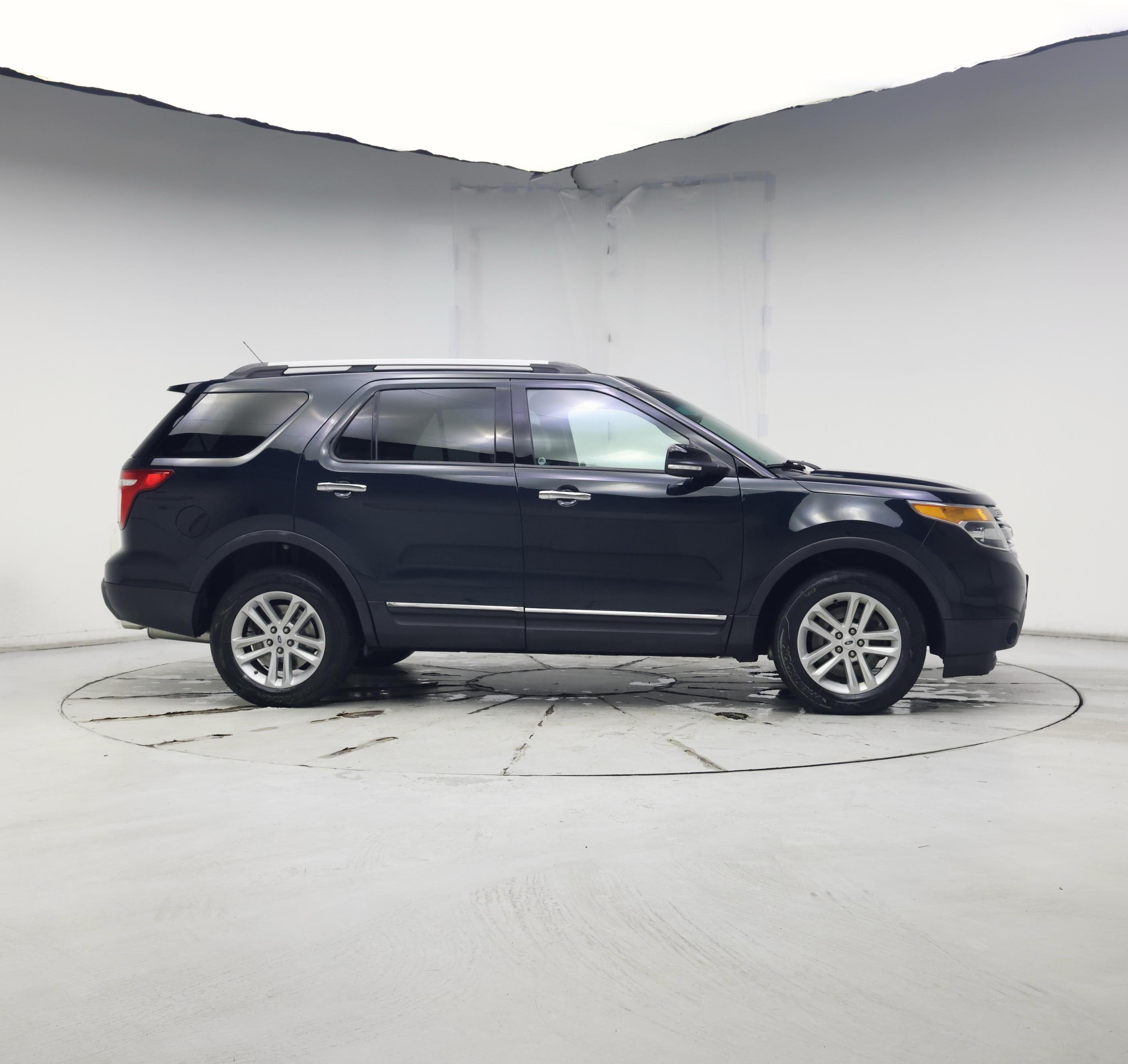 Thumbnail: 2014 Ford Explorer - 7
