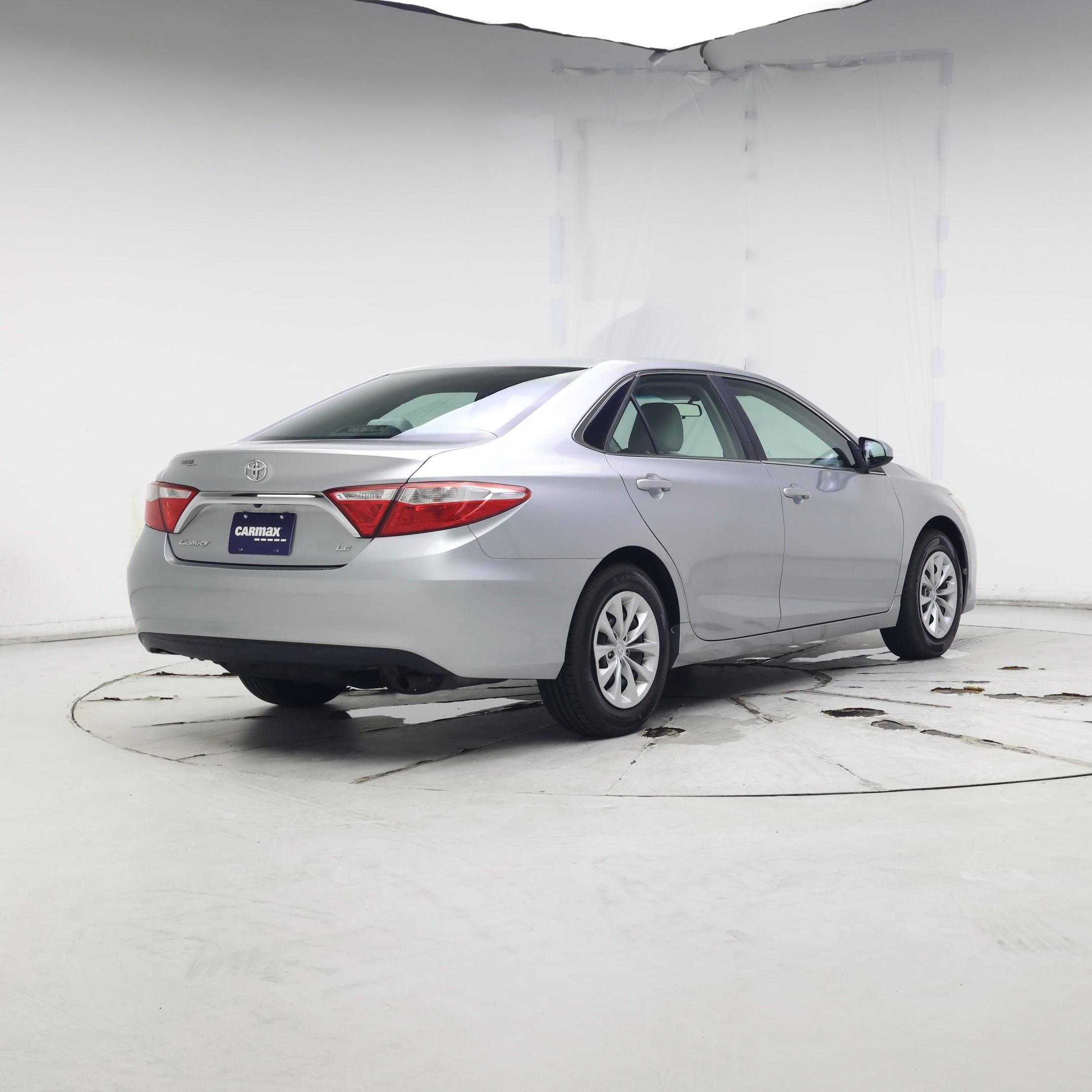 Thumbnail: 2015 Toyota Camry - 8