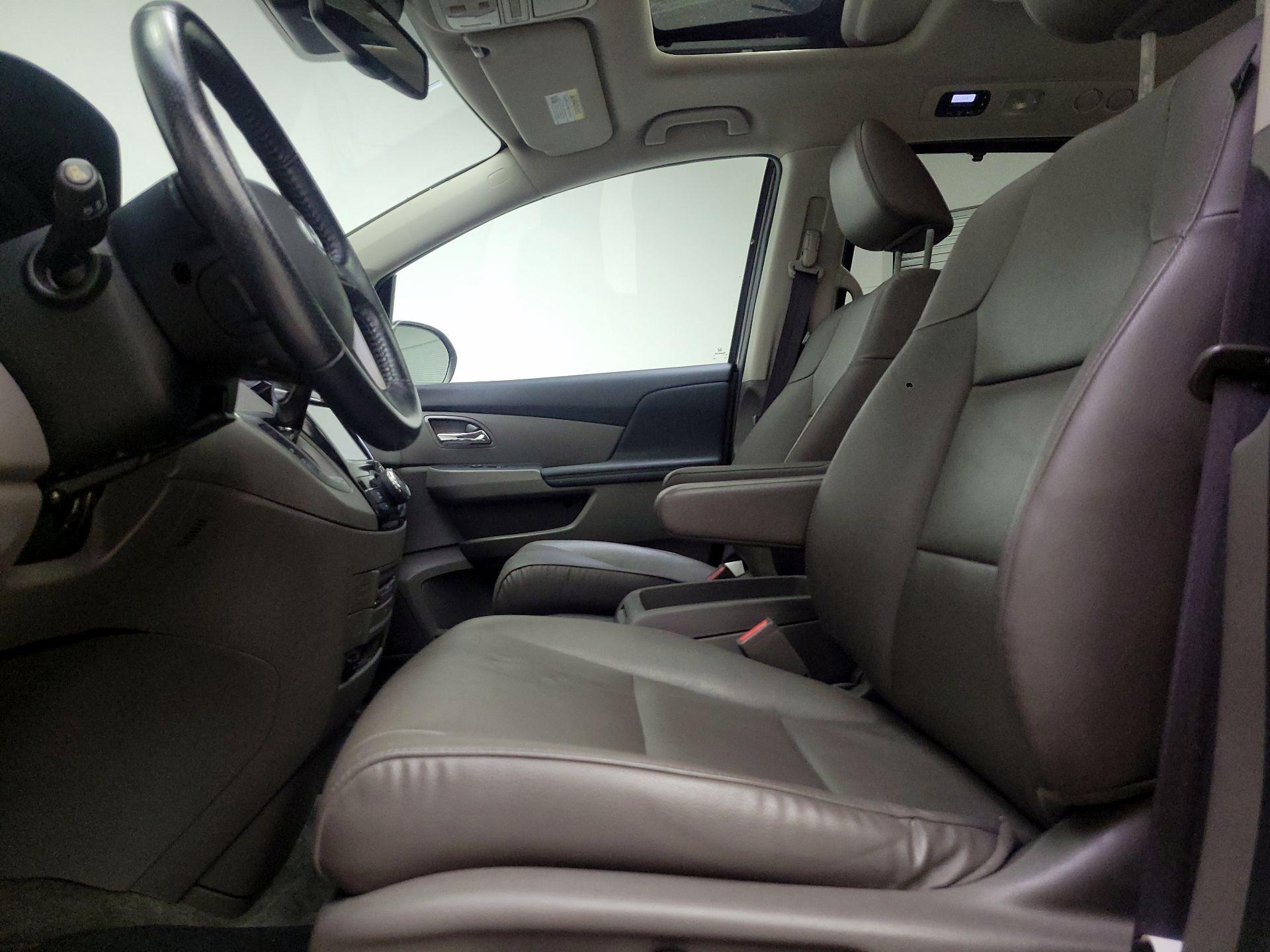Thumbnail: 2015 Honda Odyssey - 11