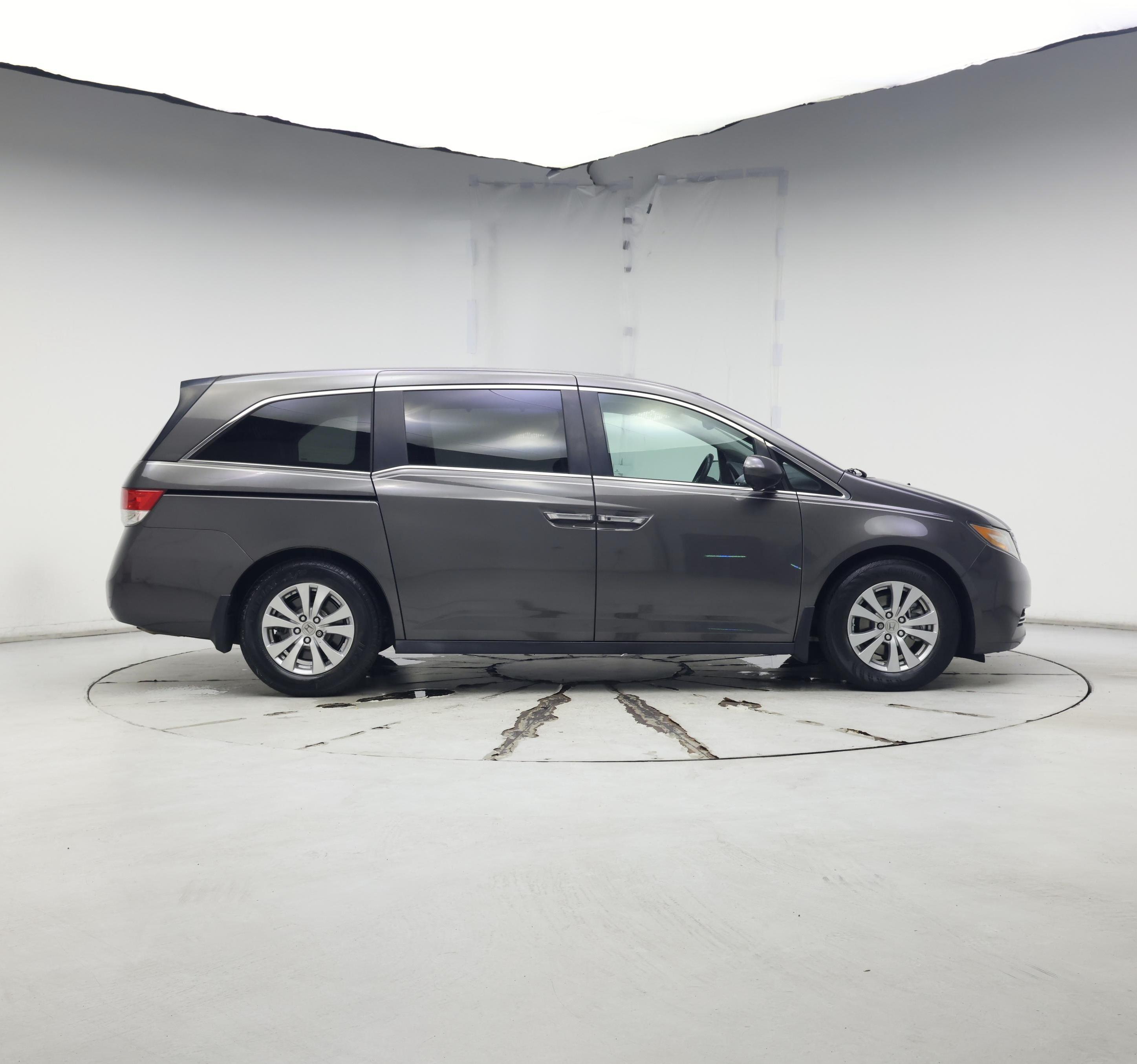 Thumbnail: 2015 Honda Odyssey - 7