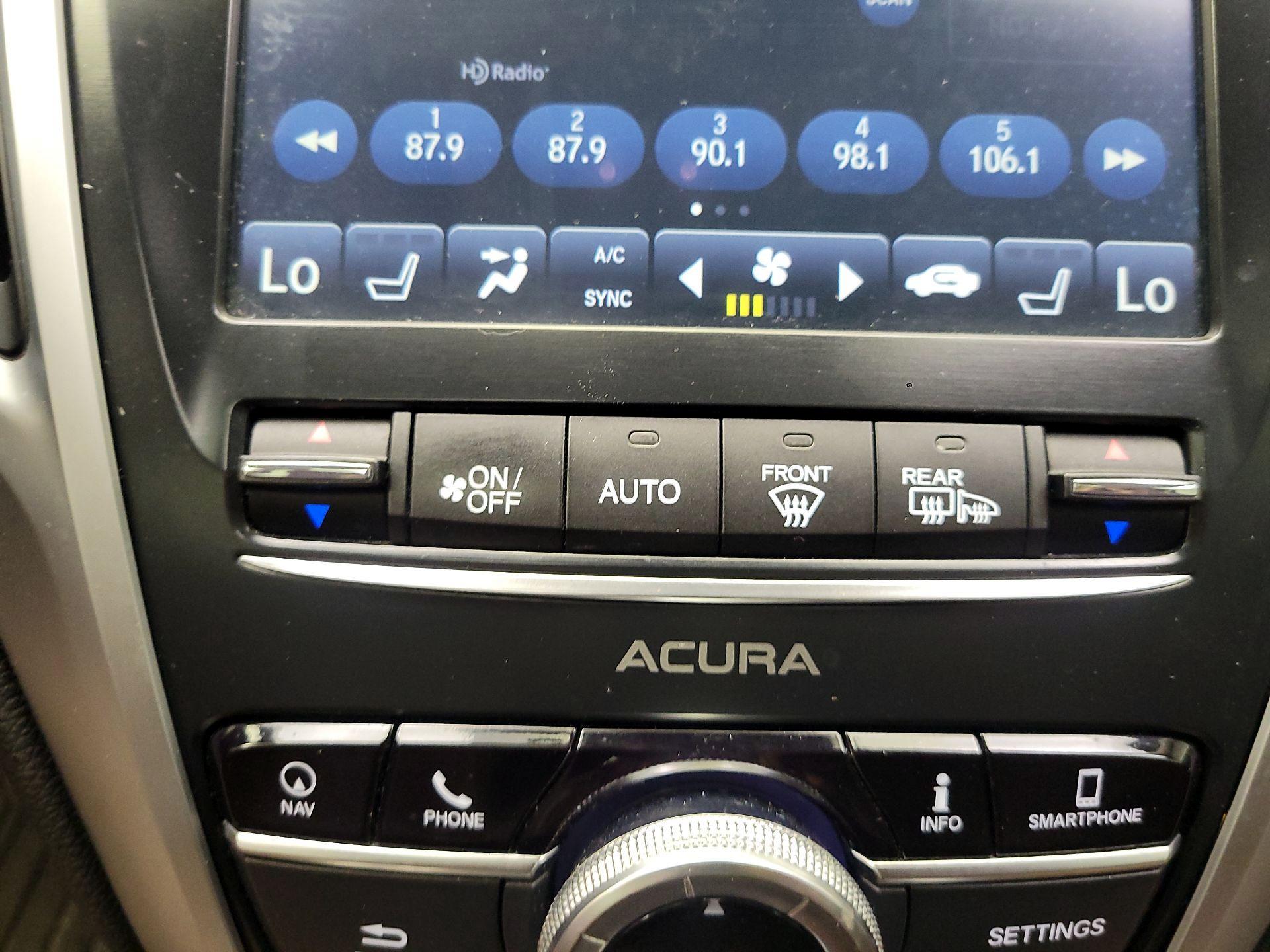 Thumbnail: 2018 Acura TLX - 17