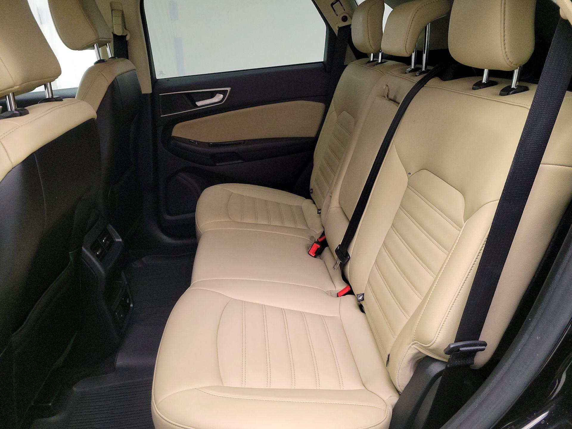 Thumbnail: 2020 Ford Edge - 20