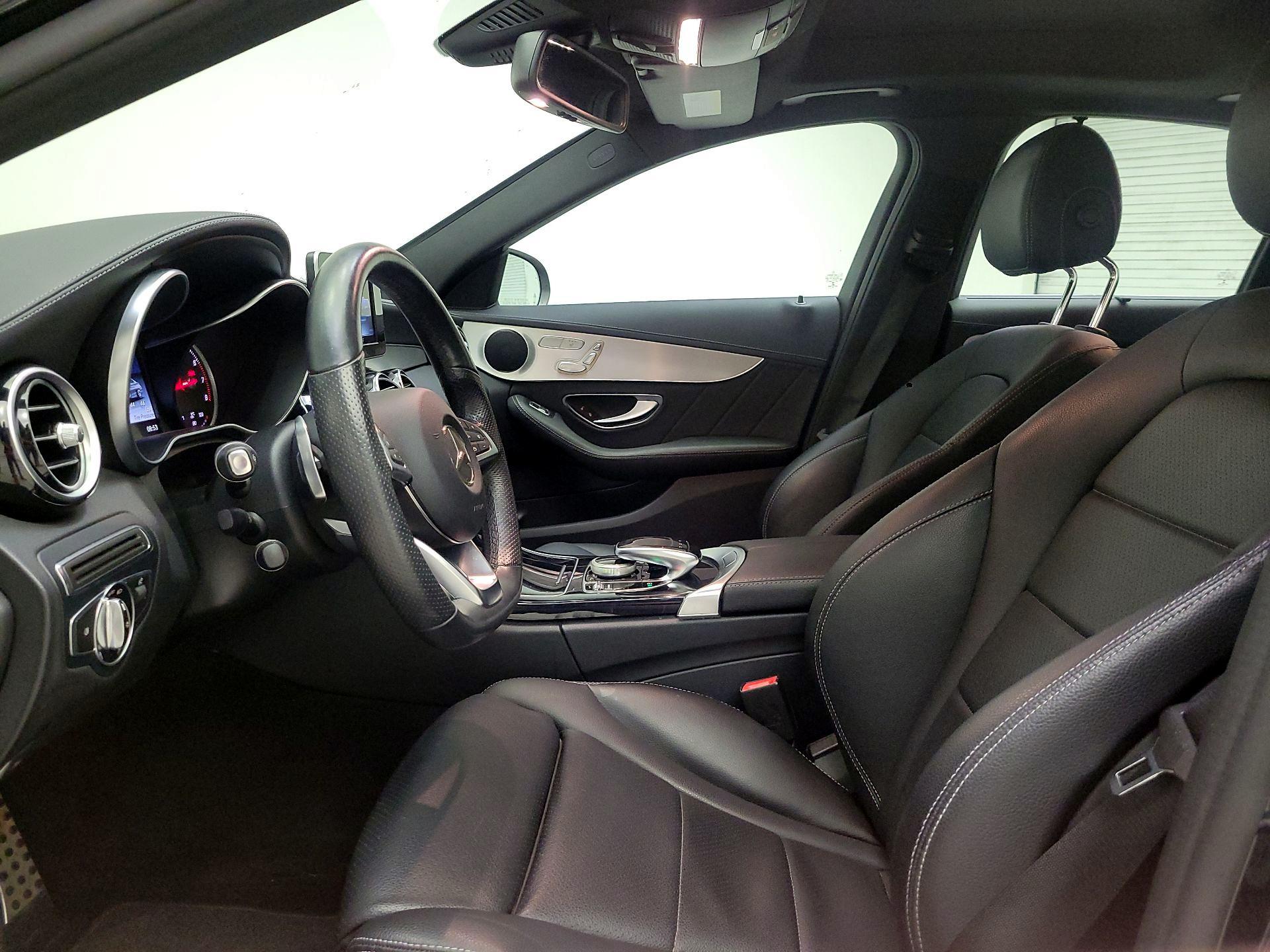 Thumbnail: 2016 Mercedes-Benz C-Class - 11