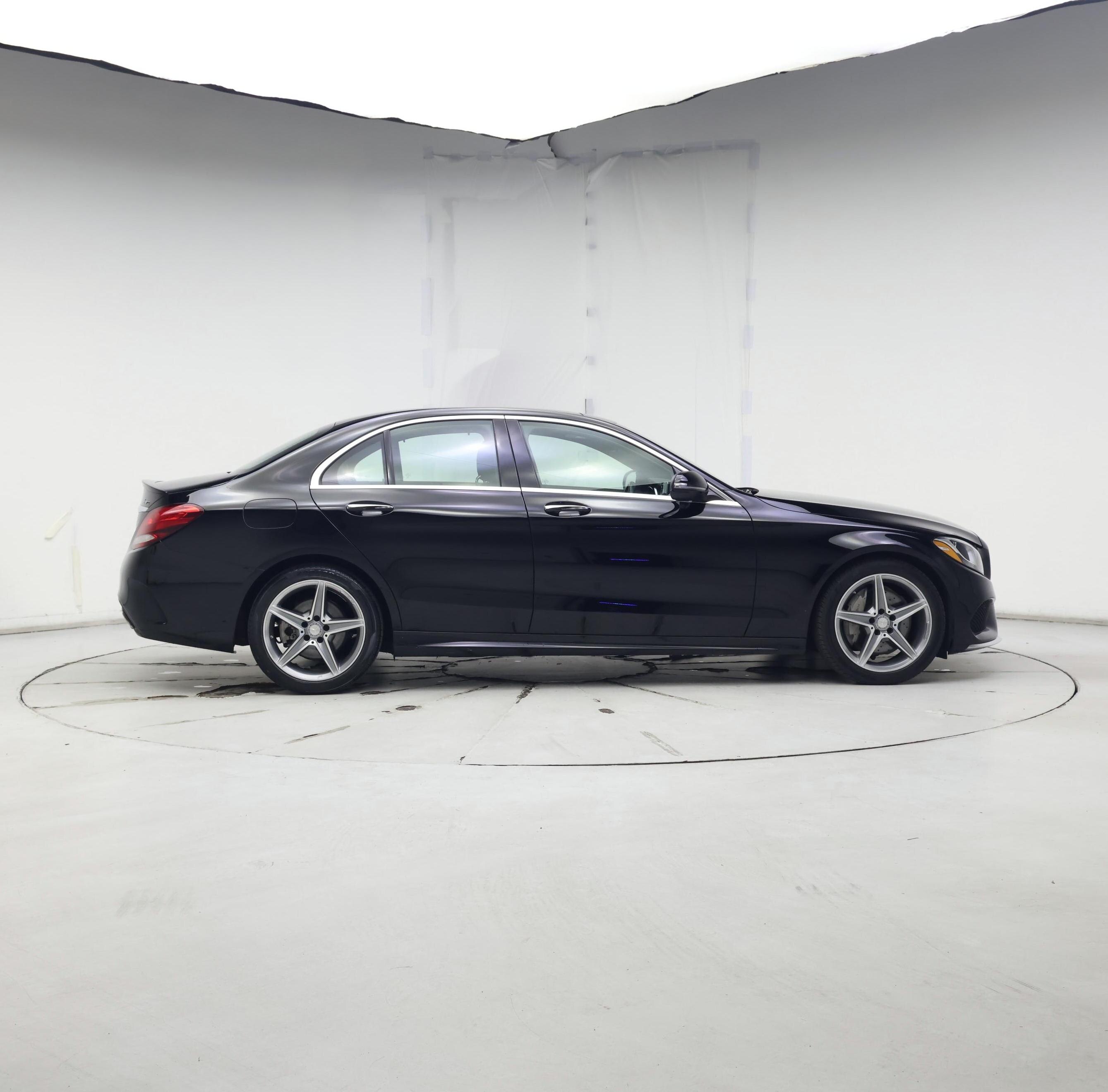 Thumbnail: 2016 Mercedes-Benz C-Class - 7