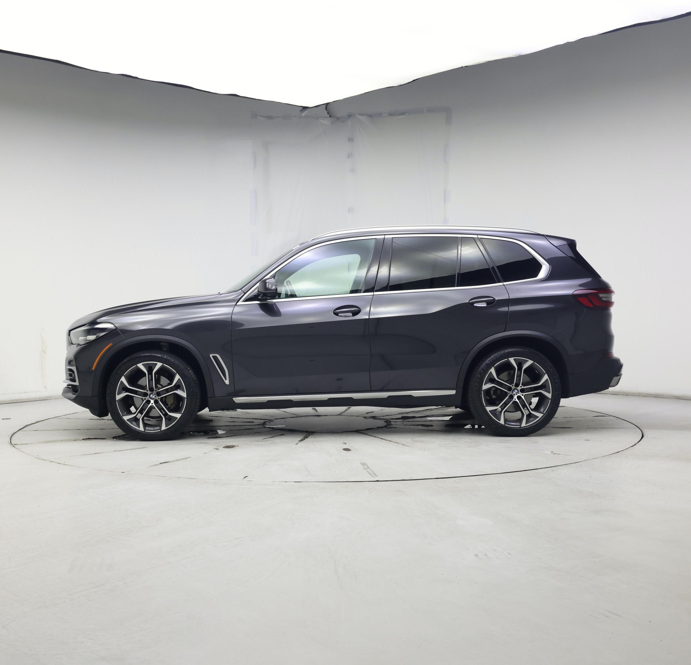 Thumbnail: 2022 BMW X5 - 3