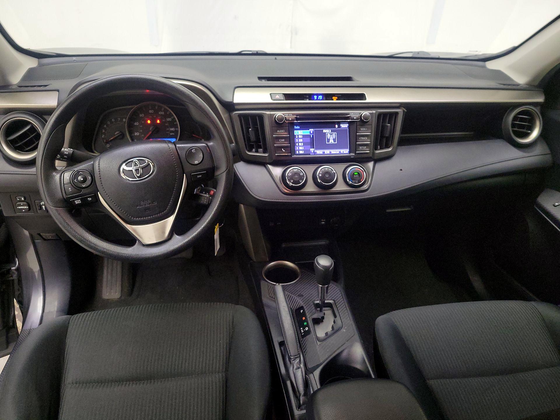 Thumbnail: 2014 Toyota RAV4 - 9