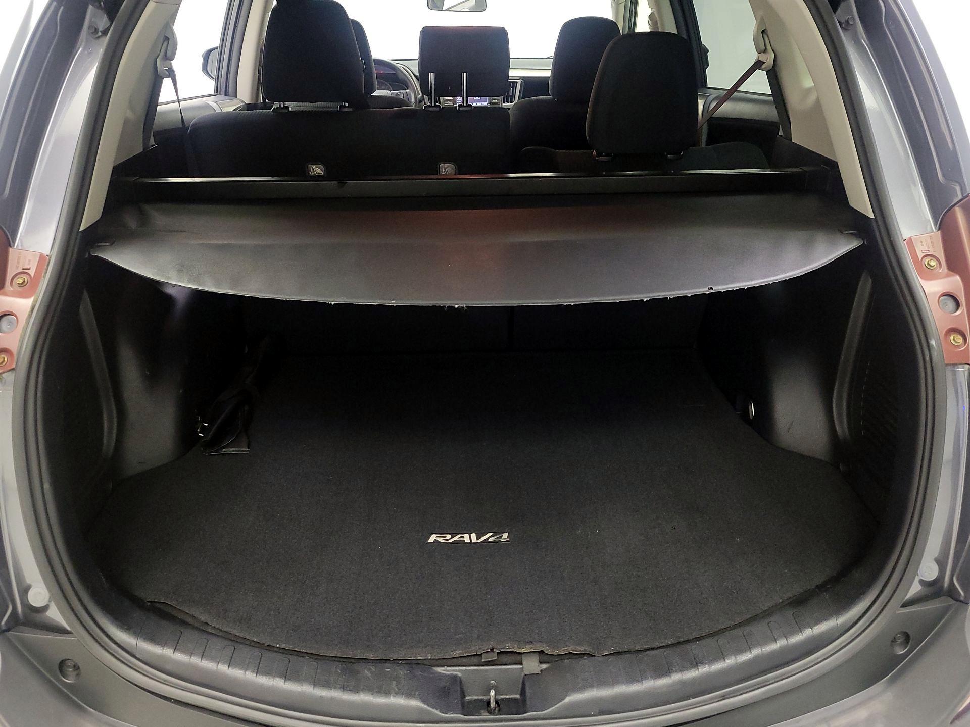 Thumbnail: 2014 Toyota RAV4 - 20