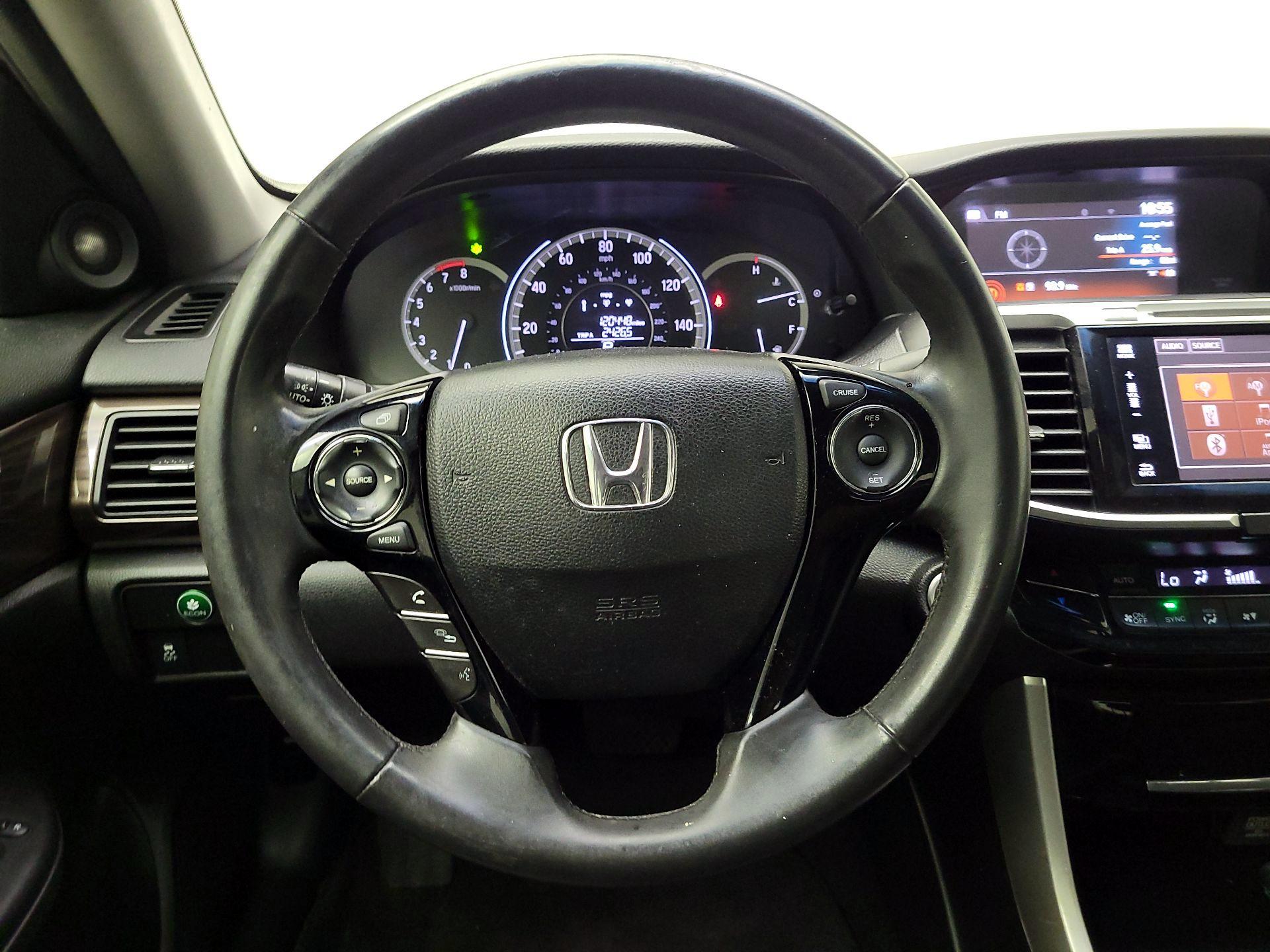 Thumbnail: 2016 Honda Accord - 10