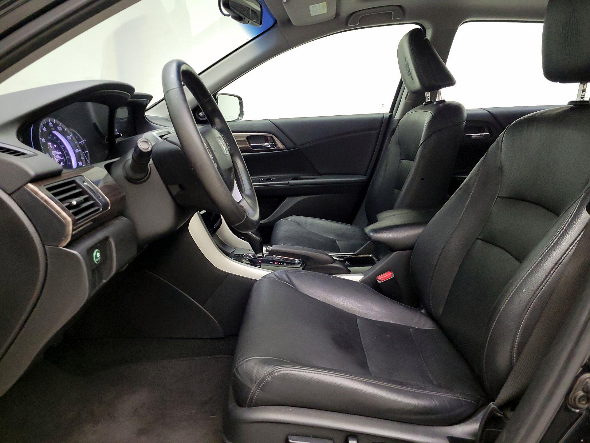 Thumbnail: 2016 Honda Accord - 11