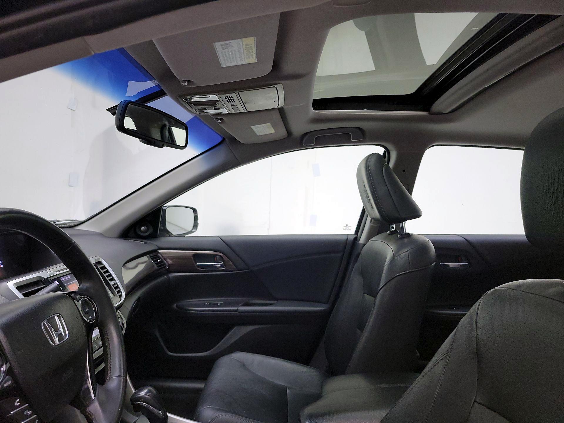 Thumbnail: 2016 Honda Accord - 19