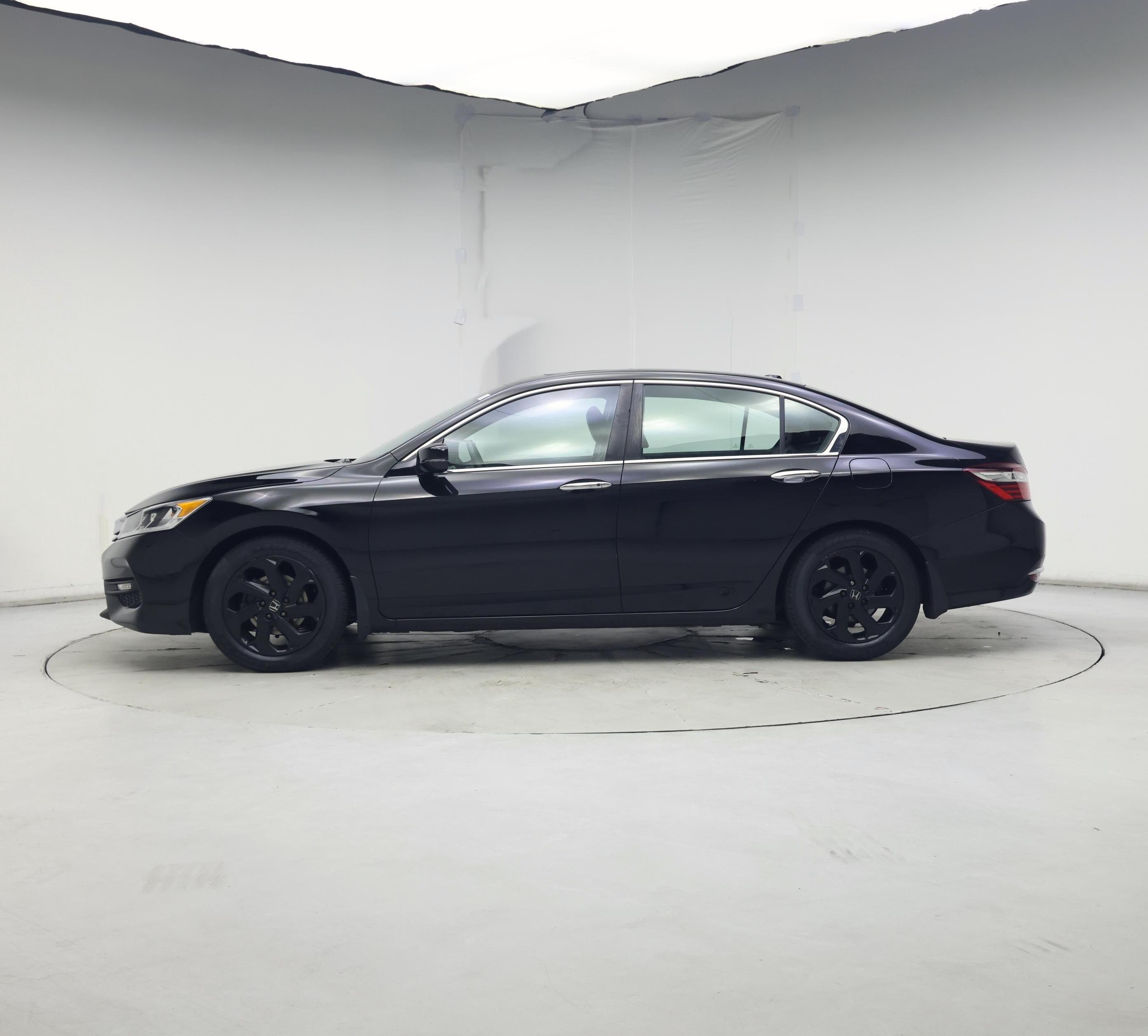 Thumbnail: 2016 Honda Accord - 3