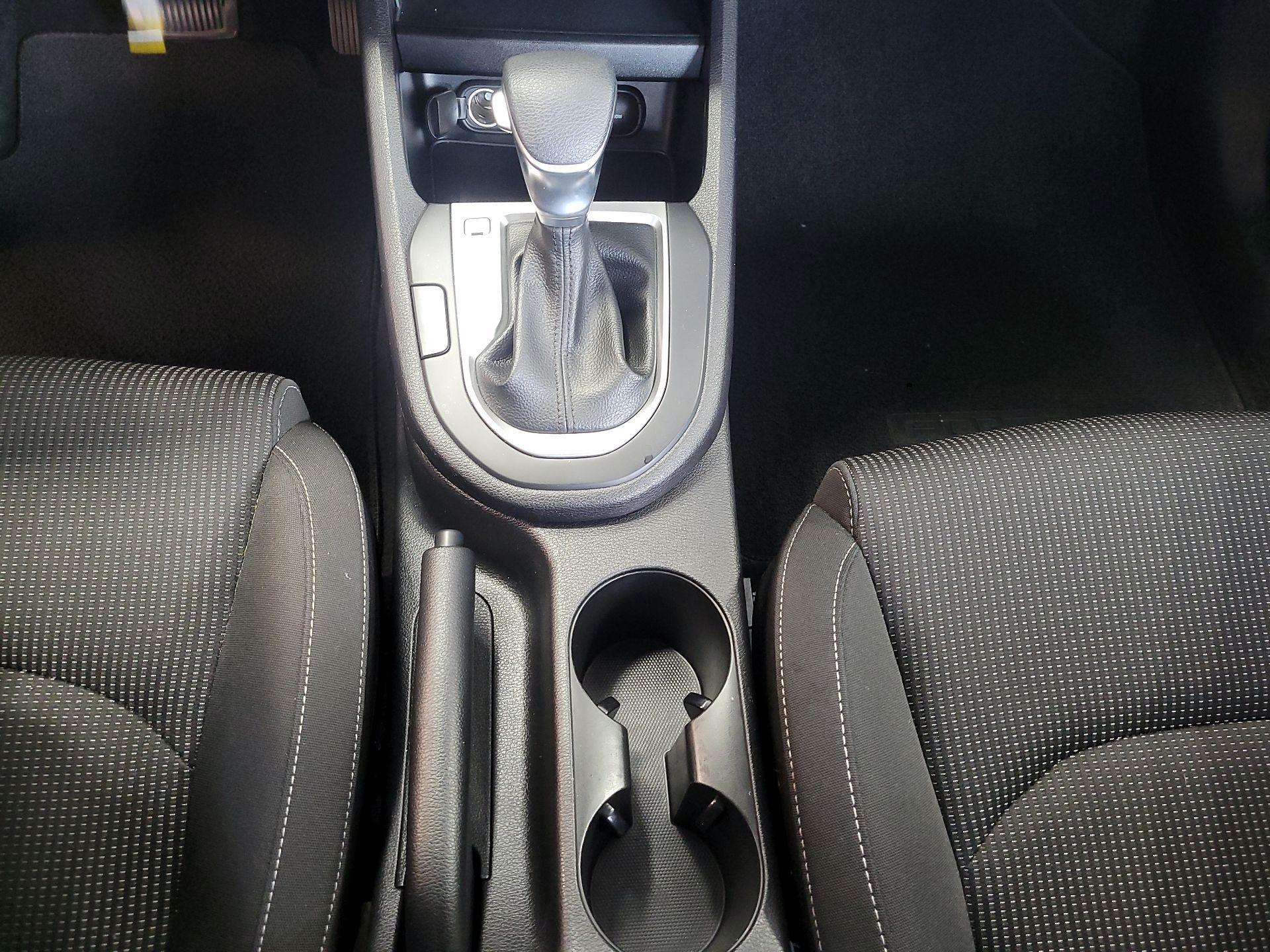 Thumbnail: 2019 Kia Forte - 17