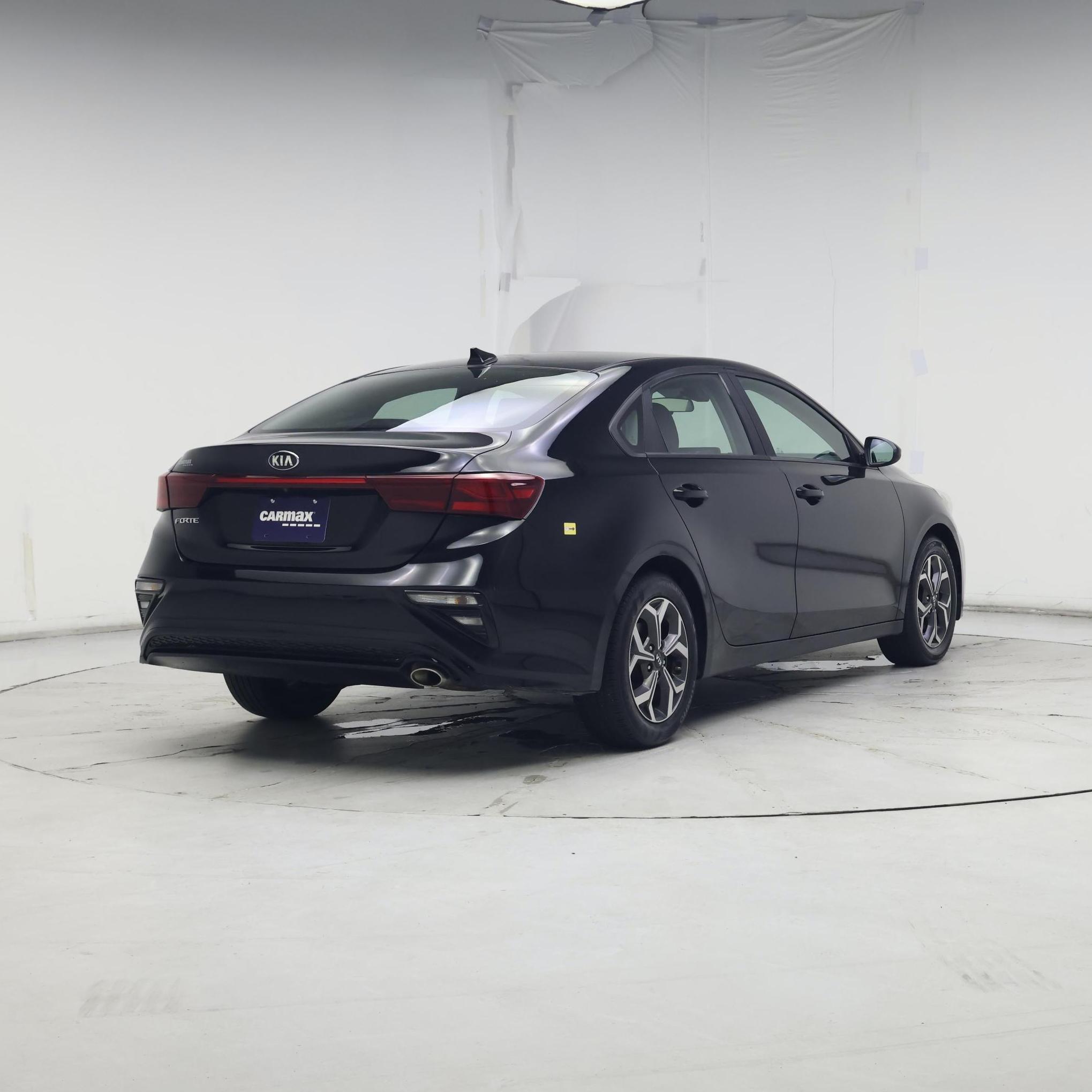 Thumbnail: 2019 Kia Forte - 8