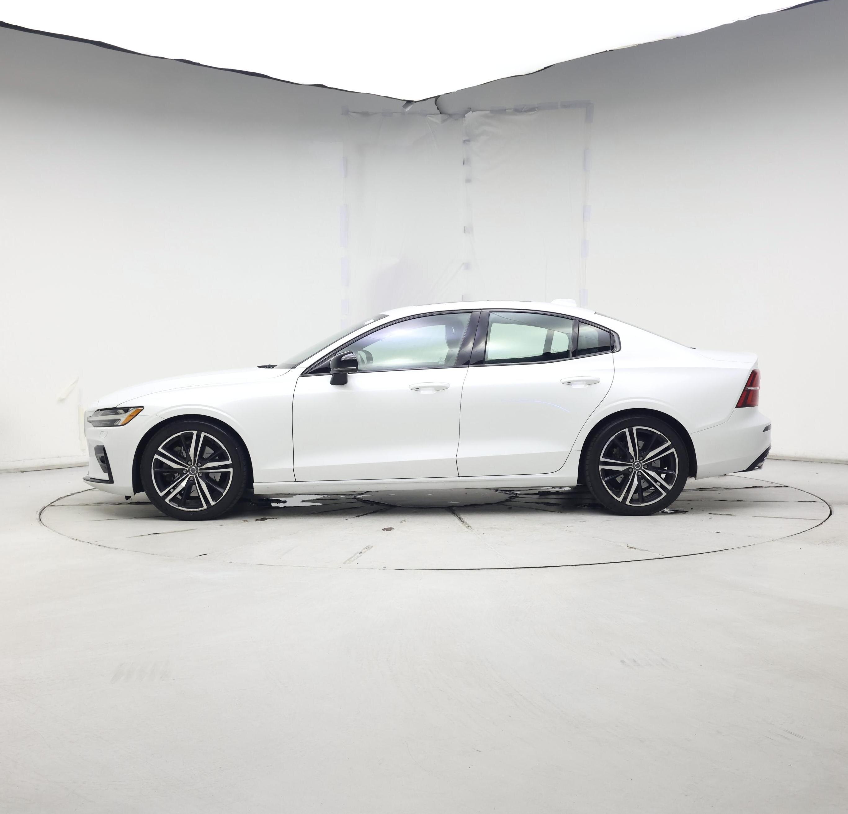 Thumbnail: 2020 Volvo S60 - 3