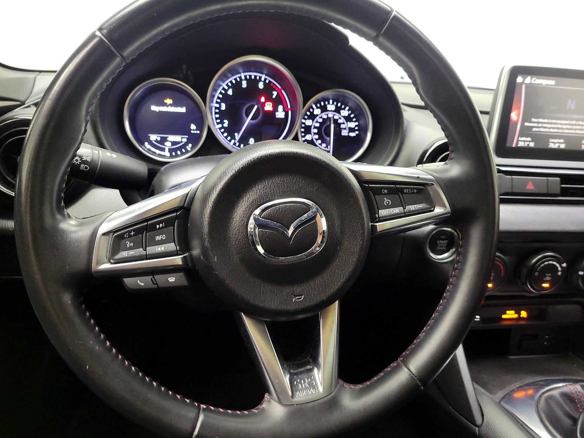 Thumbnail: 2017 Mazda MX-5 Miata - 10