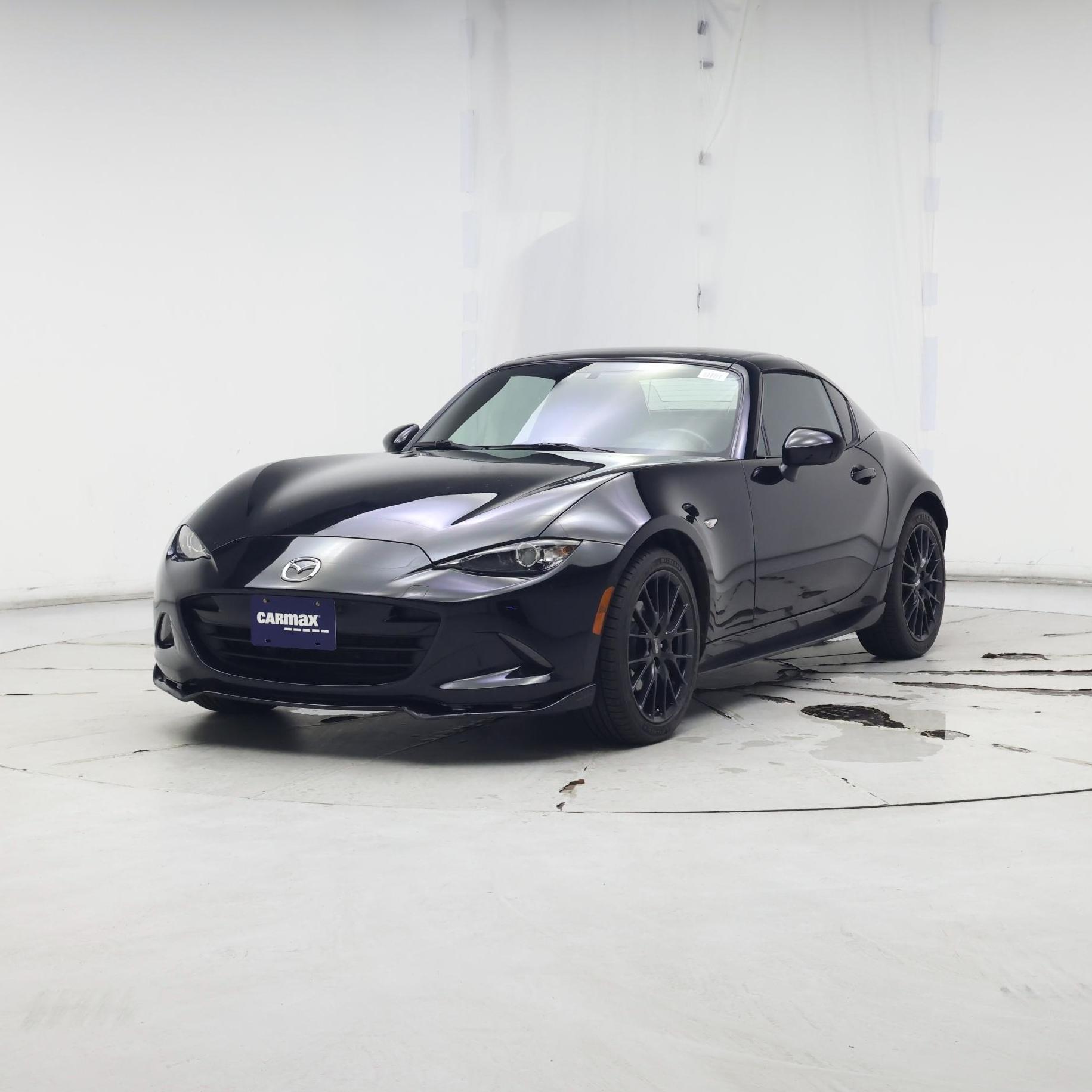 Thumbnail: 2017 Mazda MX-5 Miata - 4