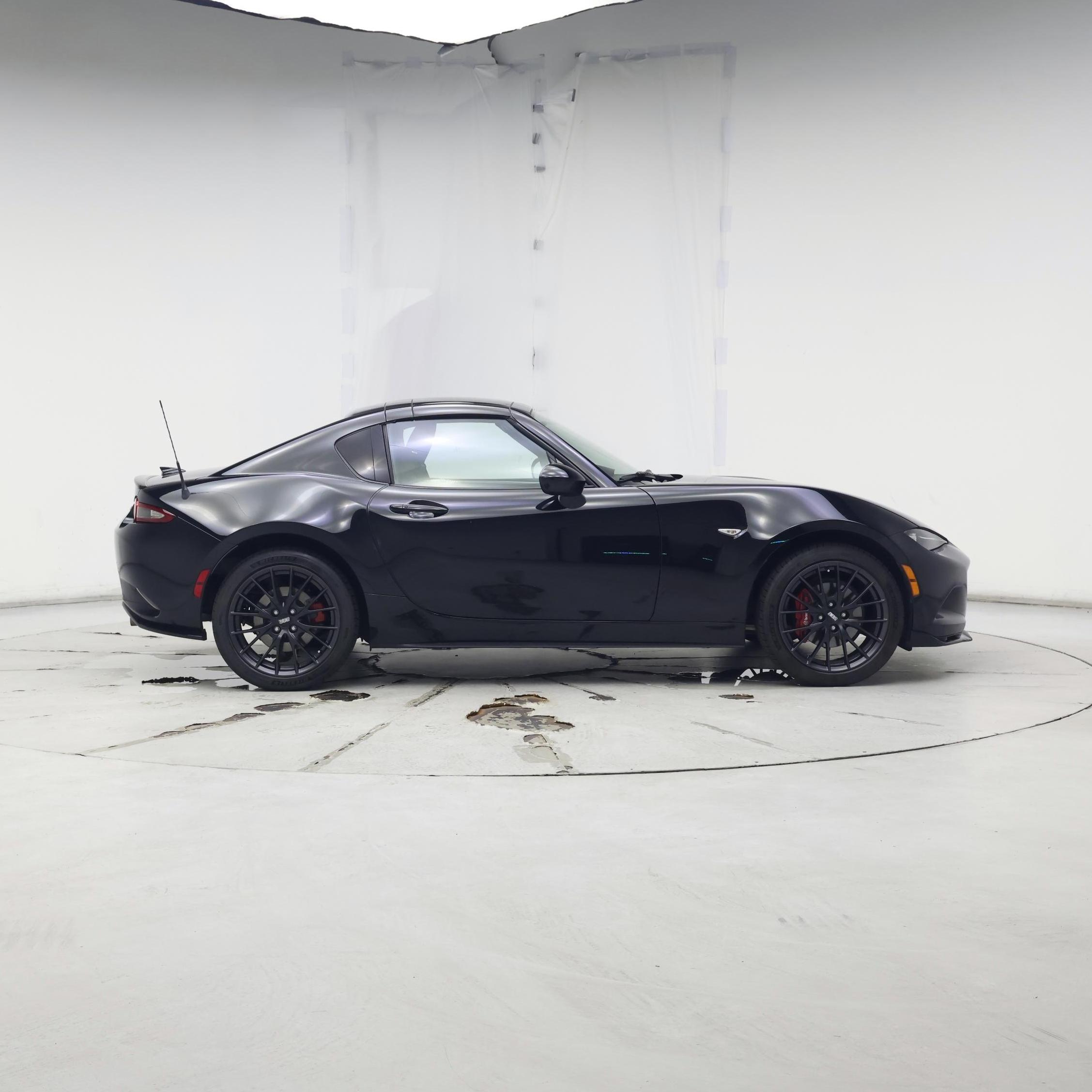Thumbnail: 2017 Mazda MX-5 Miata - 7
