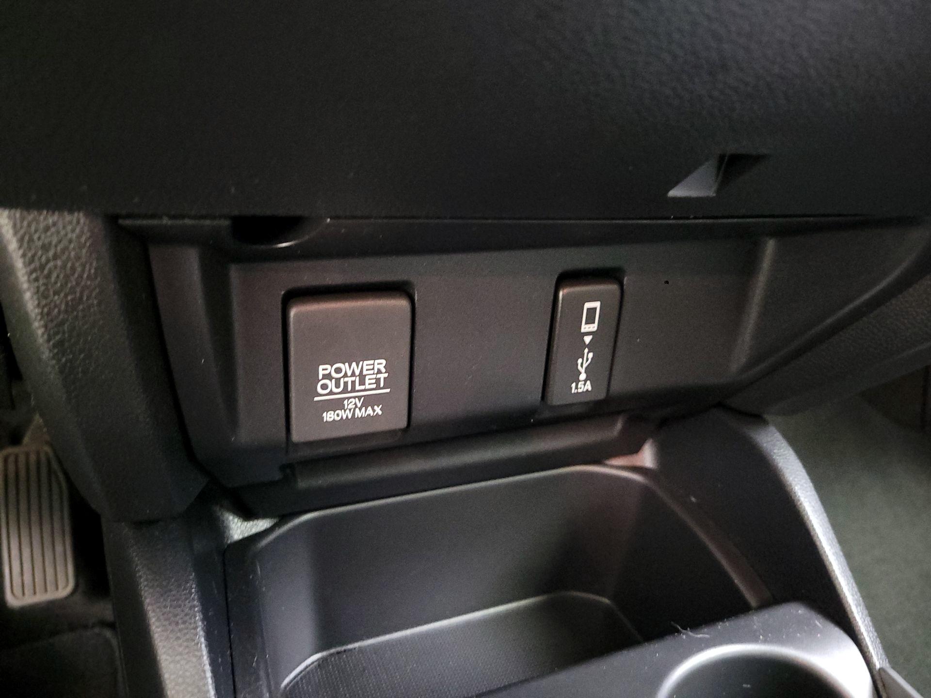 Thumbnail: 2018 Honda Fit - 18