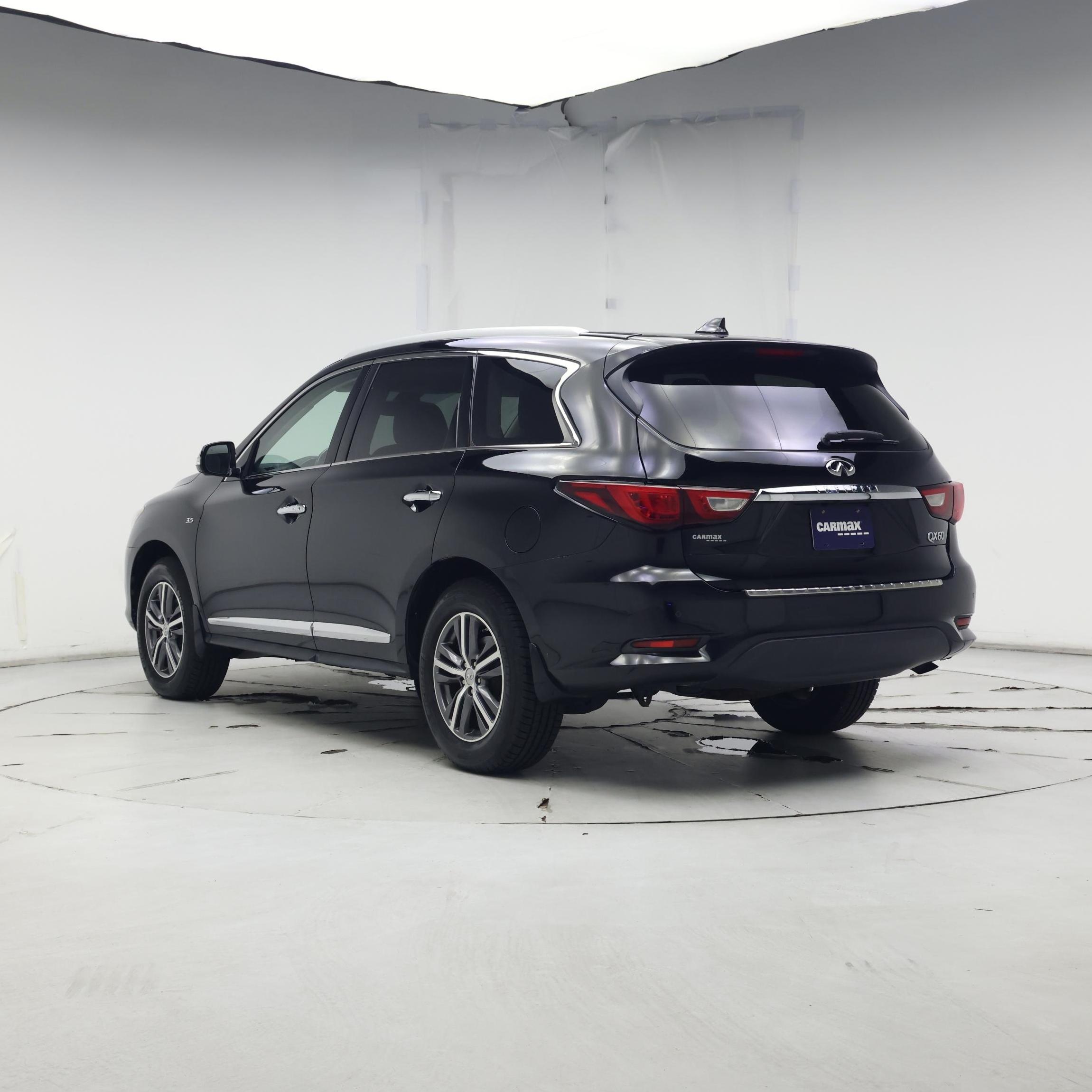 Thumbnail: 2017 INFINITI QX60 - 2