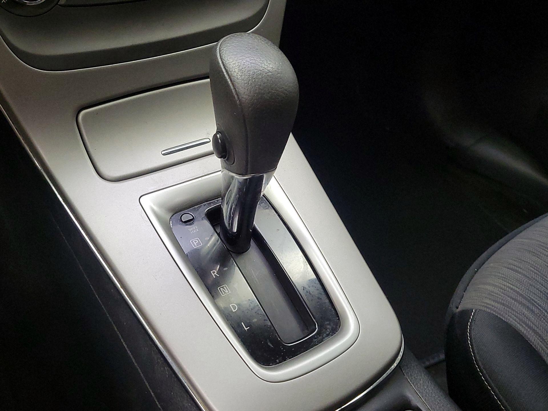 Thumbnail: 2014 Nissan Sentra - 16