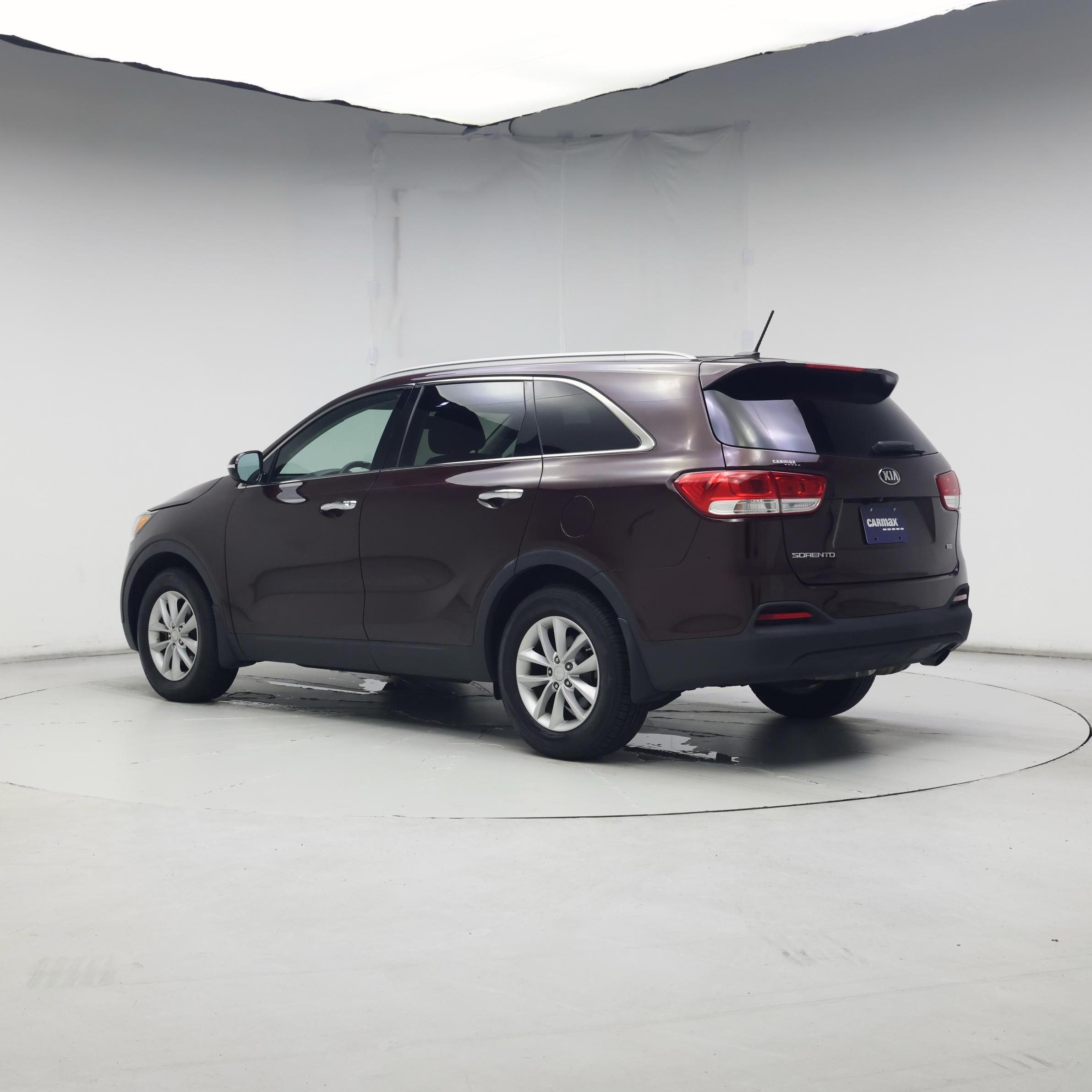 Thumbnail: 2016 Kia Sorento - 2