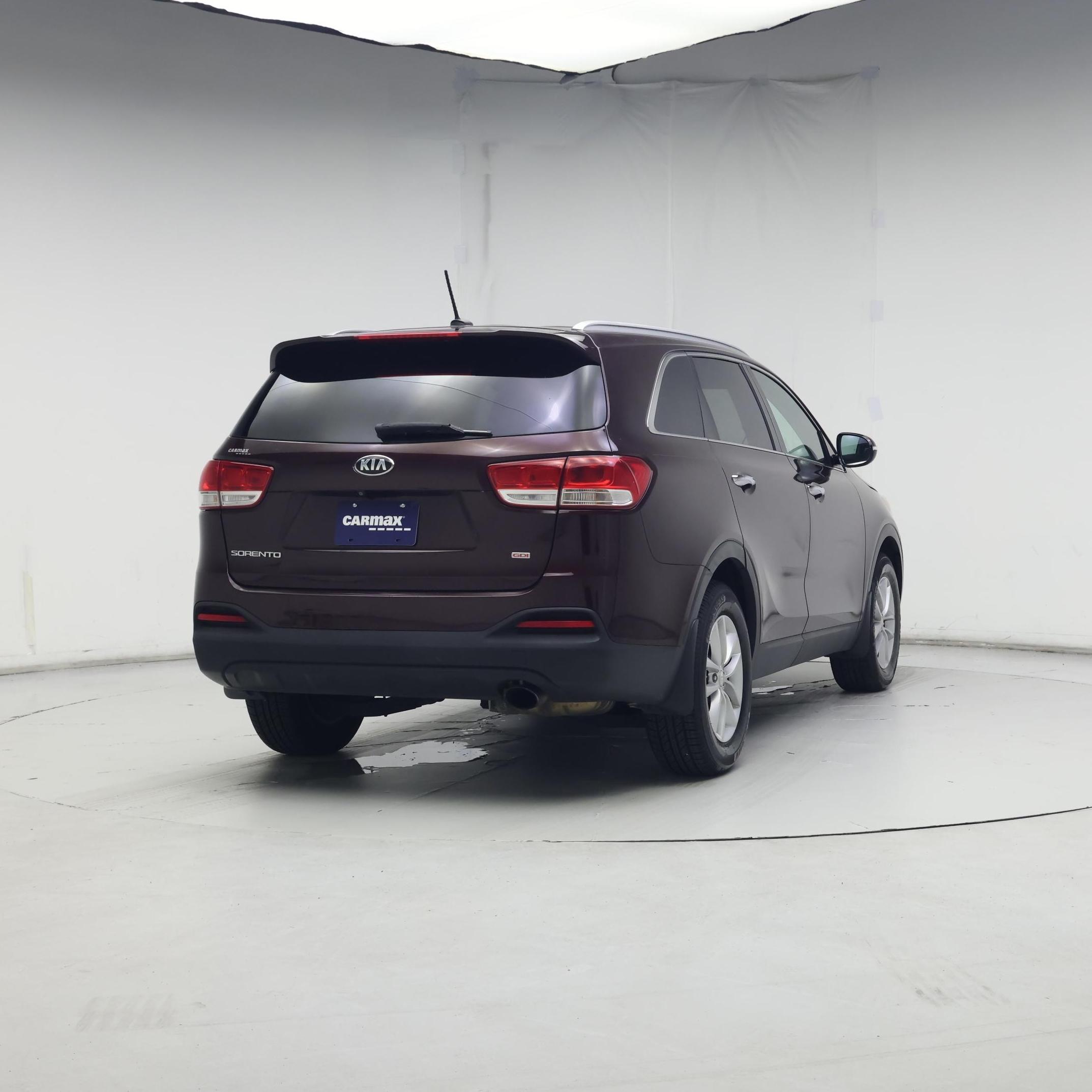 Thumbnail: 2016 Kia Sorento - 8