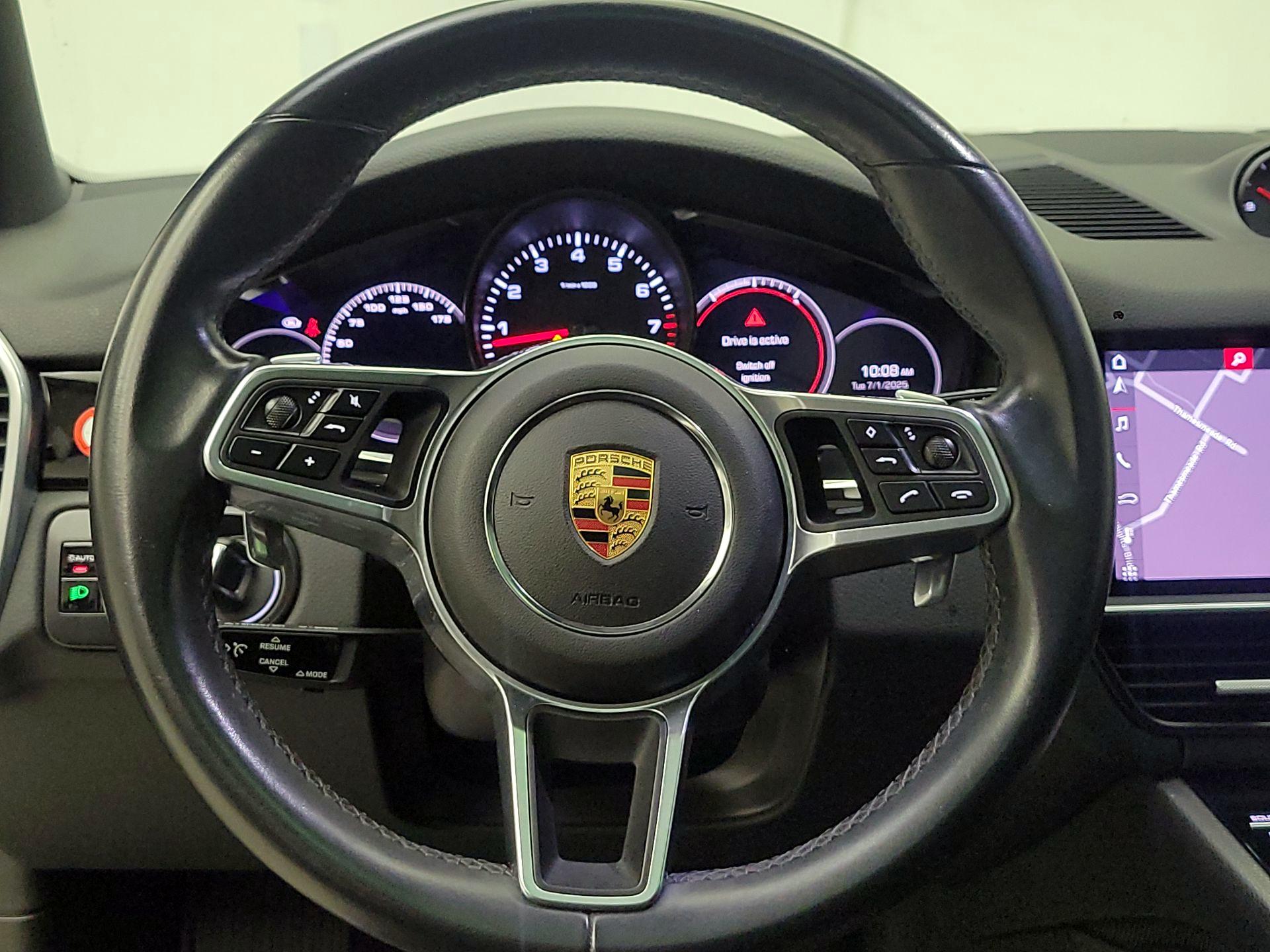 Thumbnail: 2020 Porsche Cayenne - 10