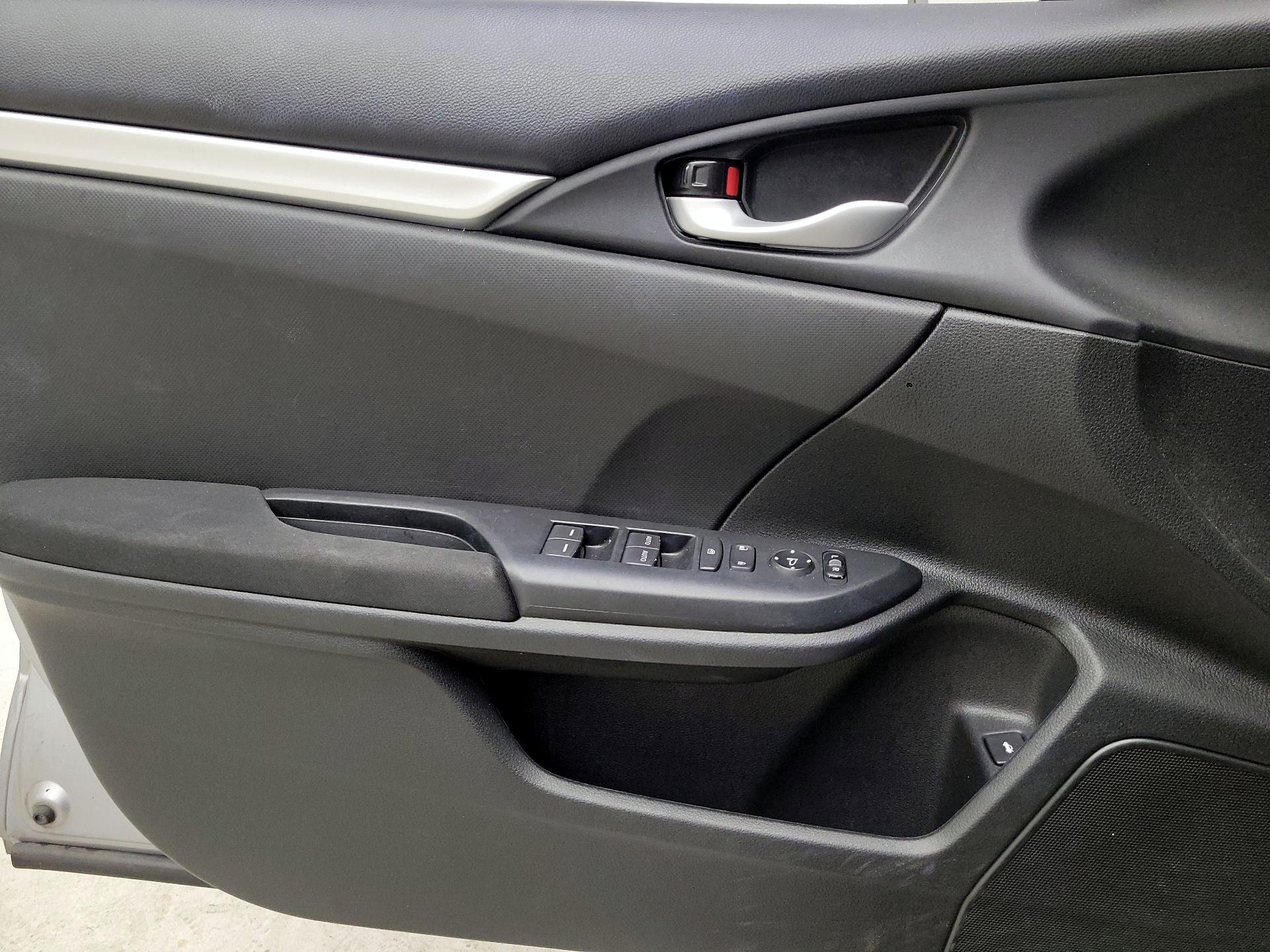 Thumbnail: 2019 Honda Civic - 12