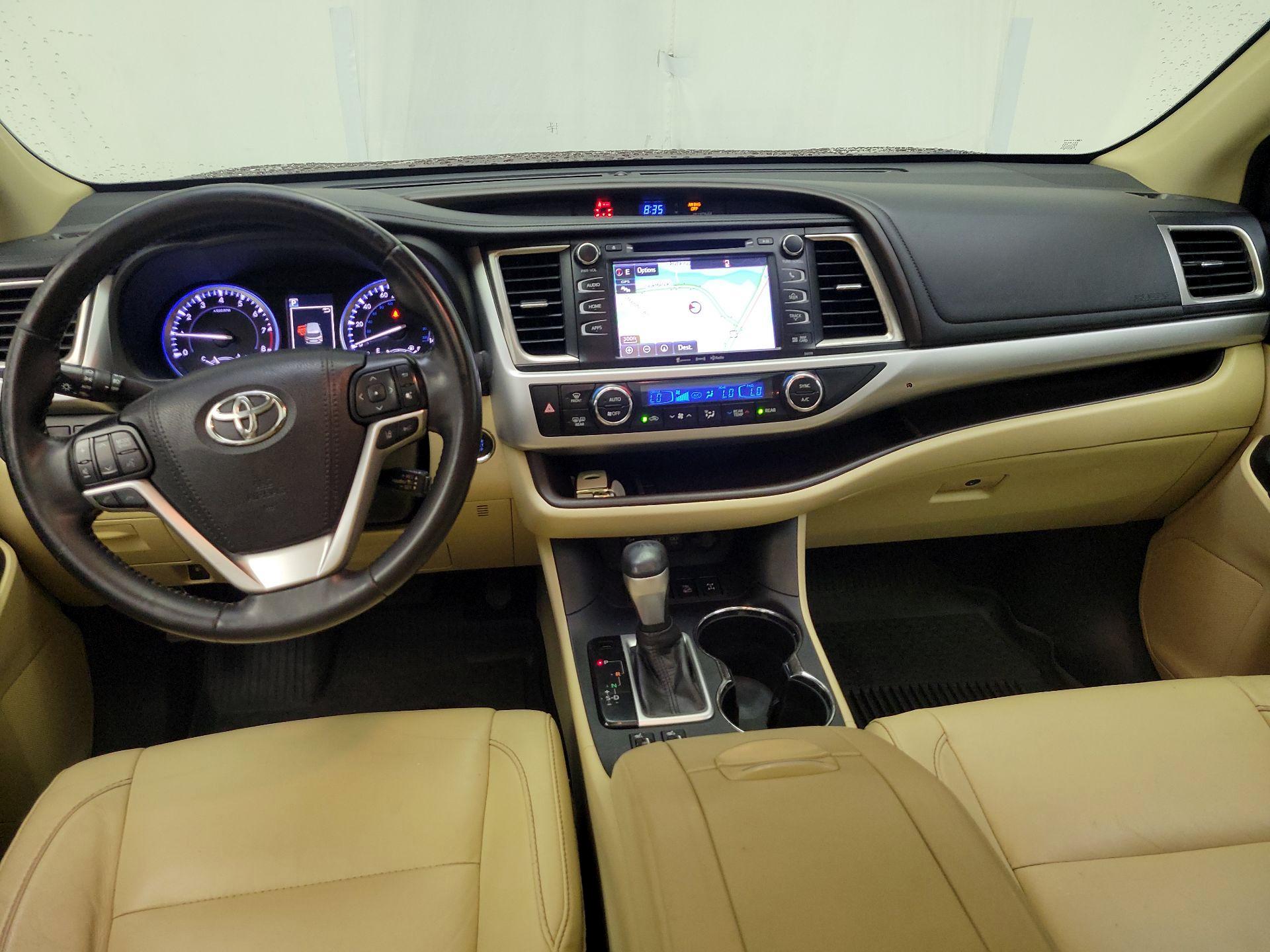 Thumbnail: 2017 Toyota Highlander - 9