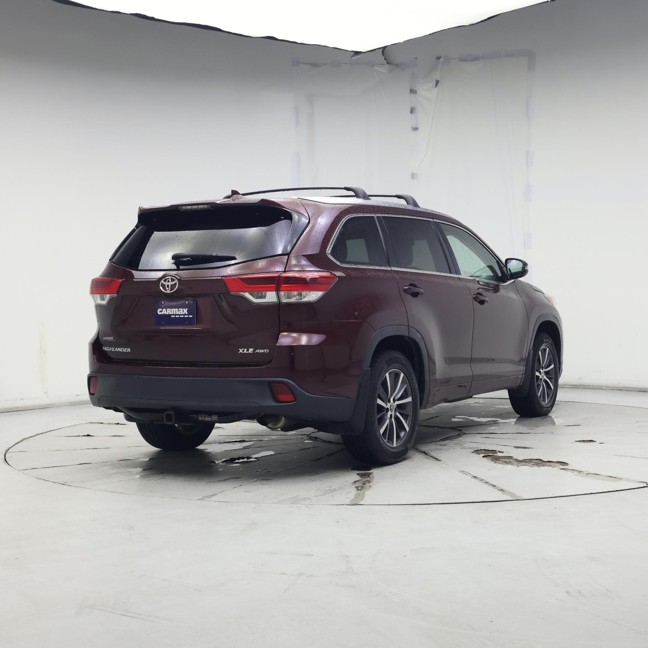 Thumbnail: 2017 Toyota Highlander - 8