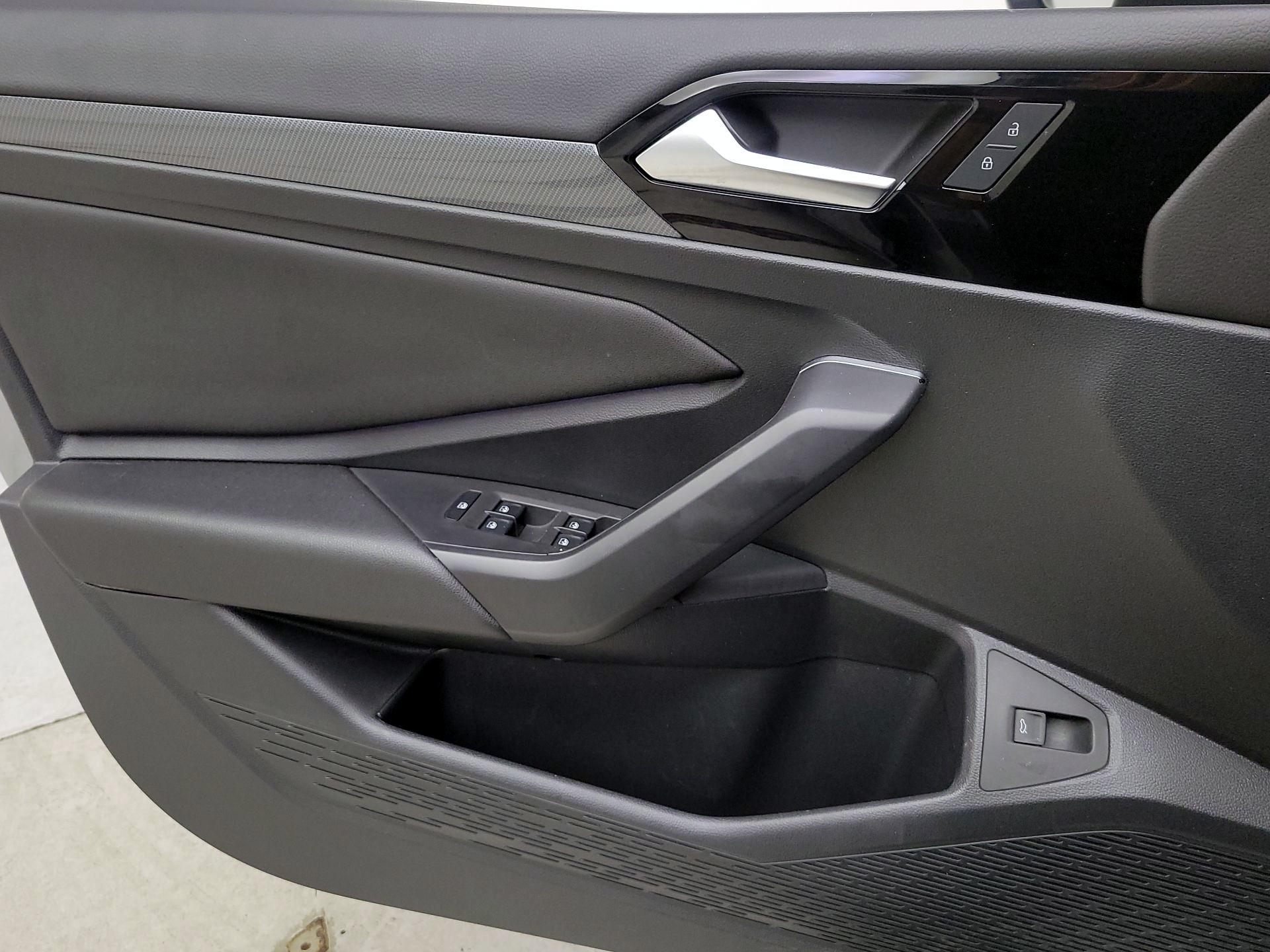 Thumbnail: 2019 Volkswagen Jetta - 12