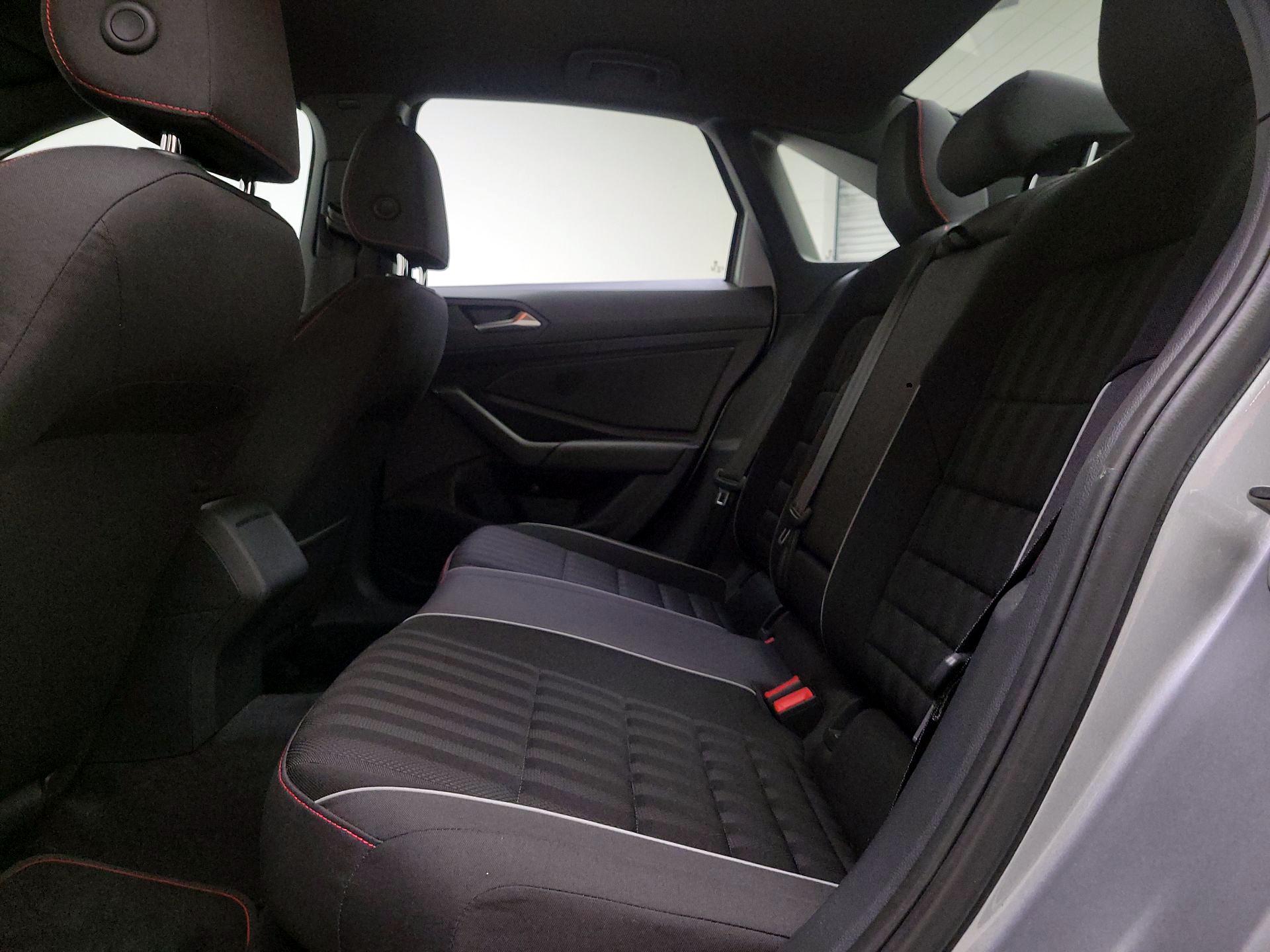Thumbnail: 2019 Volkswagen Jetta - 19