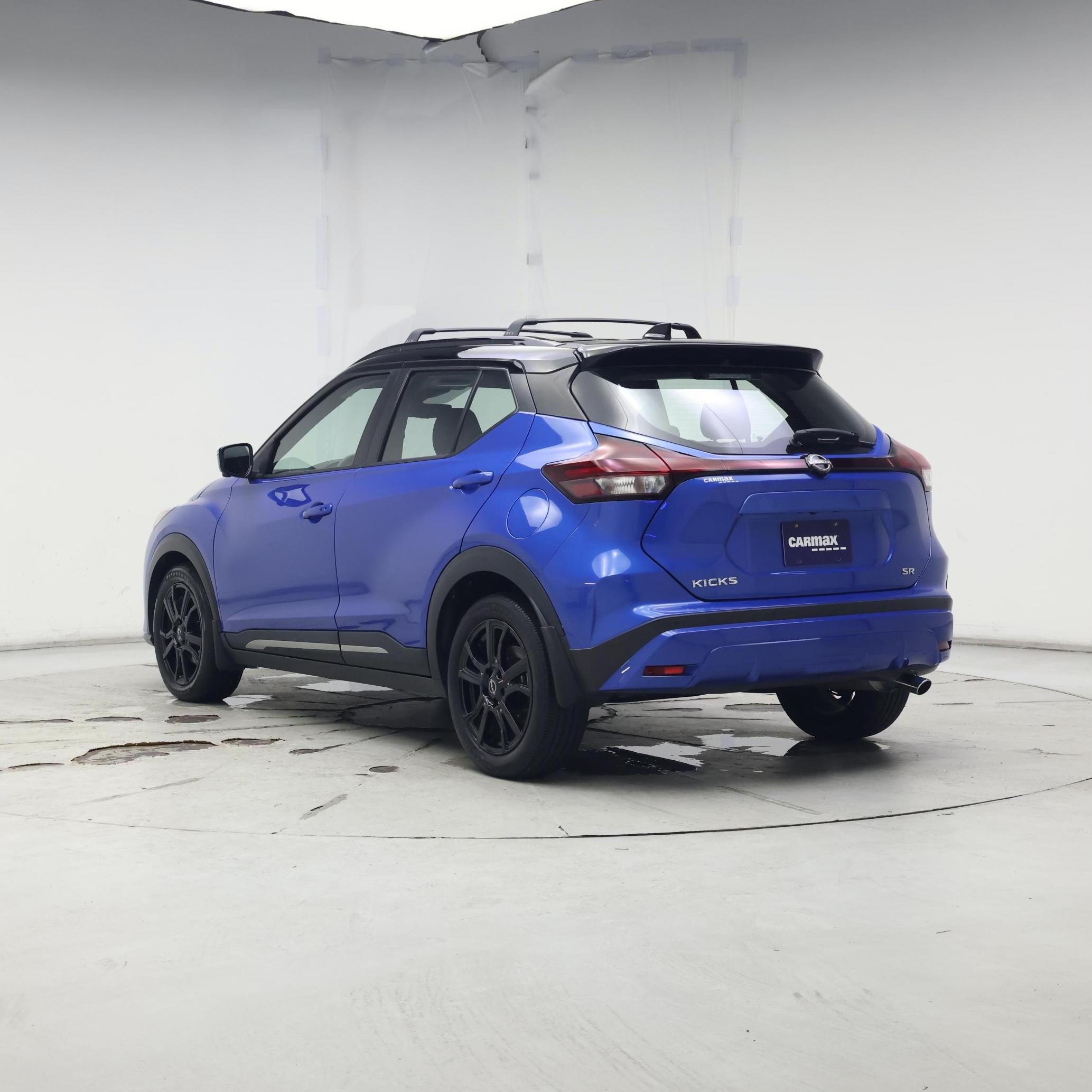 Thumbnail: 2023 Nissan Kicks - 2